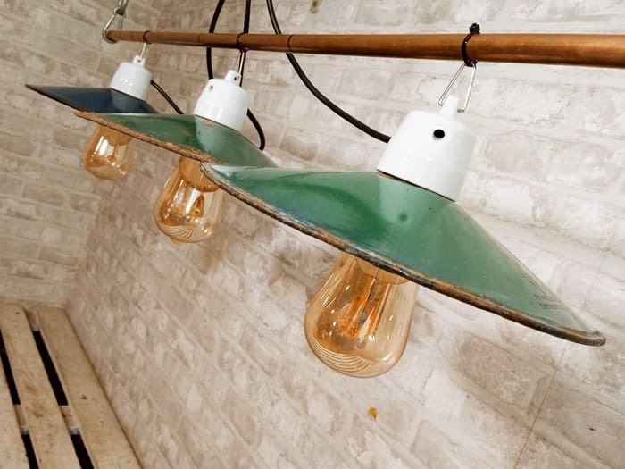 Lampe Industrielle Vintage (3) – Bauhaus – Acier, Céramique, Émail
