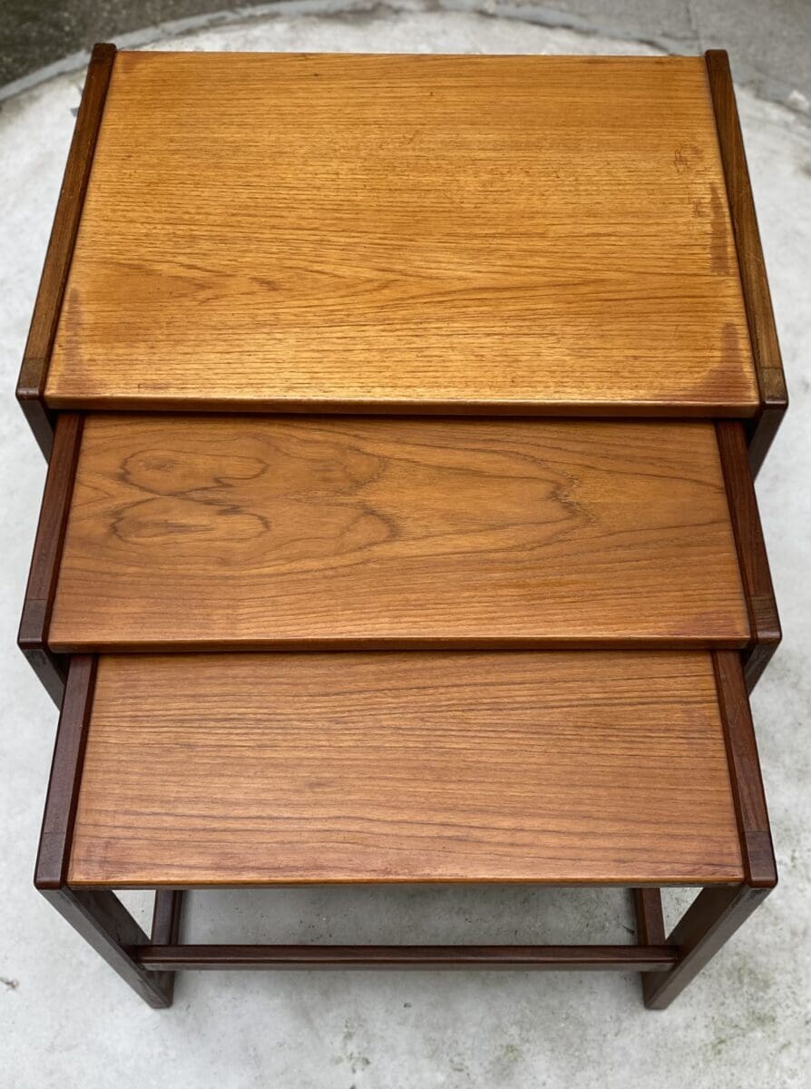 3 Tables gigognes en palissandre Occasion – Edition Mogens Kold