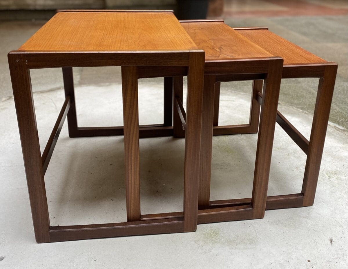 3 Tables gigognes en palissandre Occasion – Edition Mogens Kold