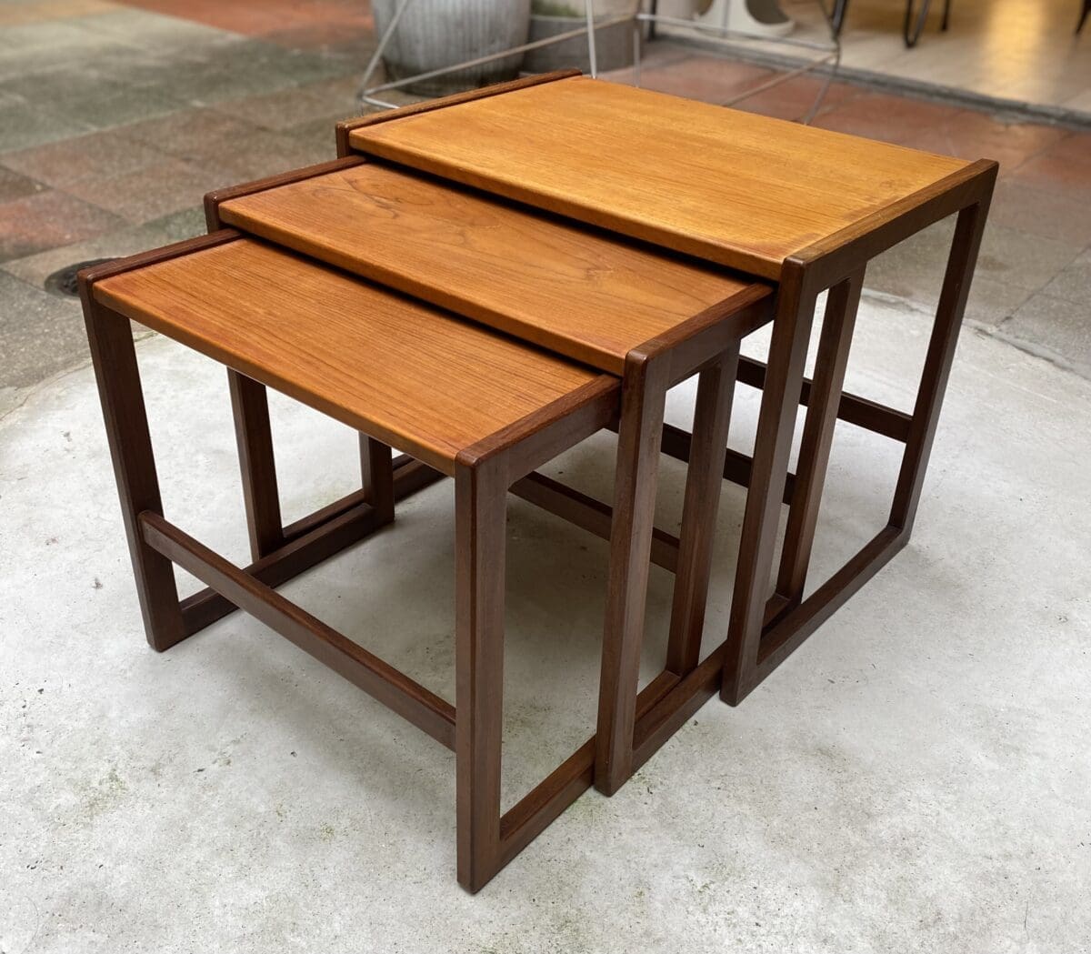 3 Tables gigognes en palissandre Occasion – Edition Mogens Kold