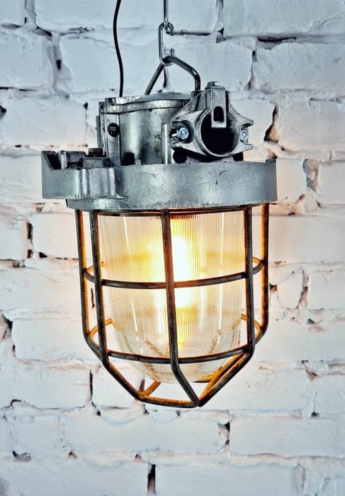 Suspension, Lampe de mine à cage en aluminium de l&rsquo;Union soviétique (2) – Acier, Aluminium, Verre