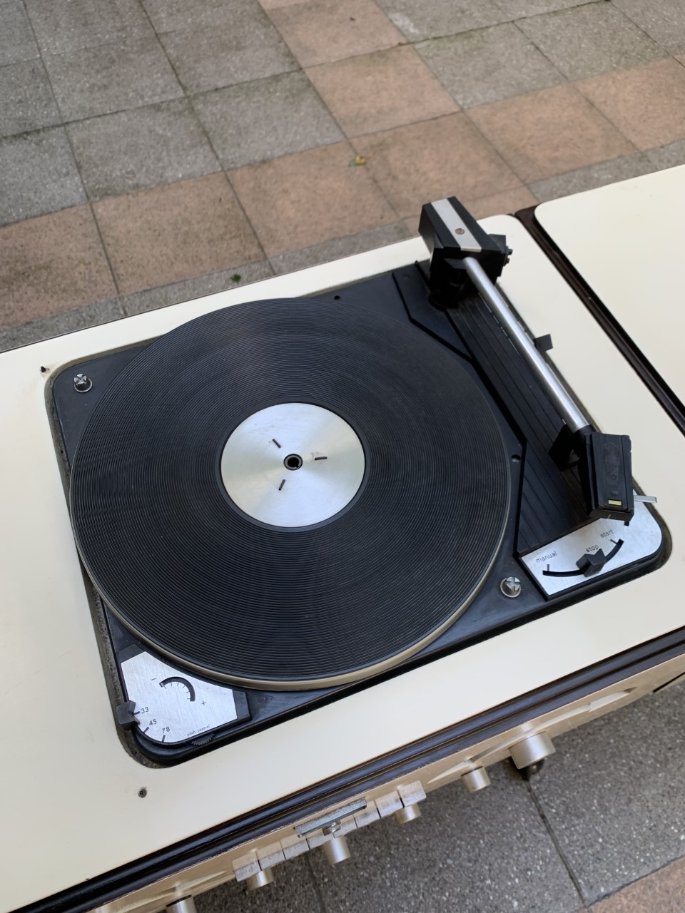Achille Castiglioni – Chaîne hifi Brion Vega RR126 beige 1960