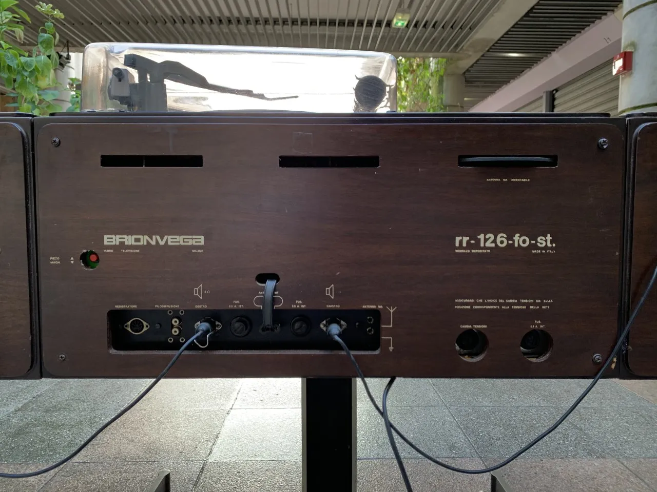 Achille Castiglioni, chaîne hifi Brion Vega RR126