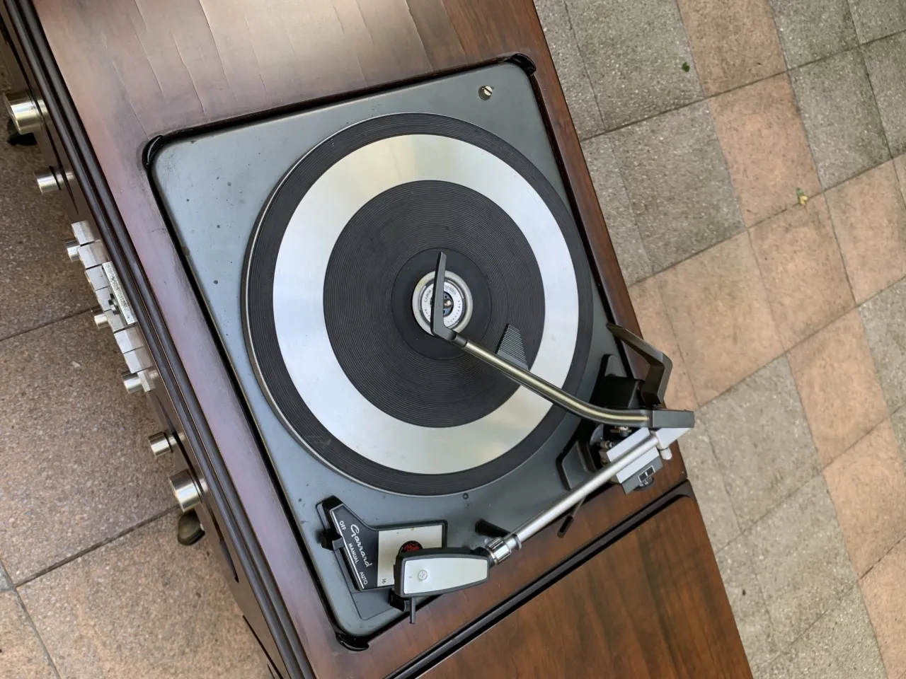 Achille Castiglioni, chaîne hifi Brion Vega RR126