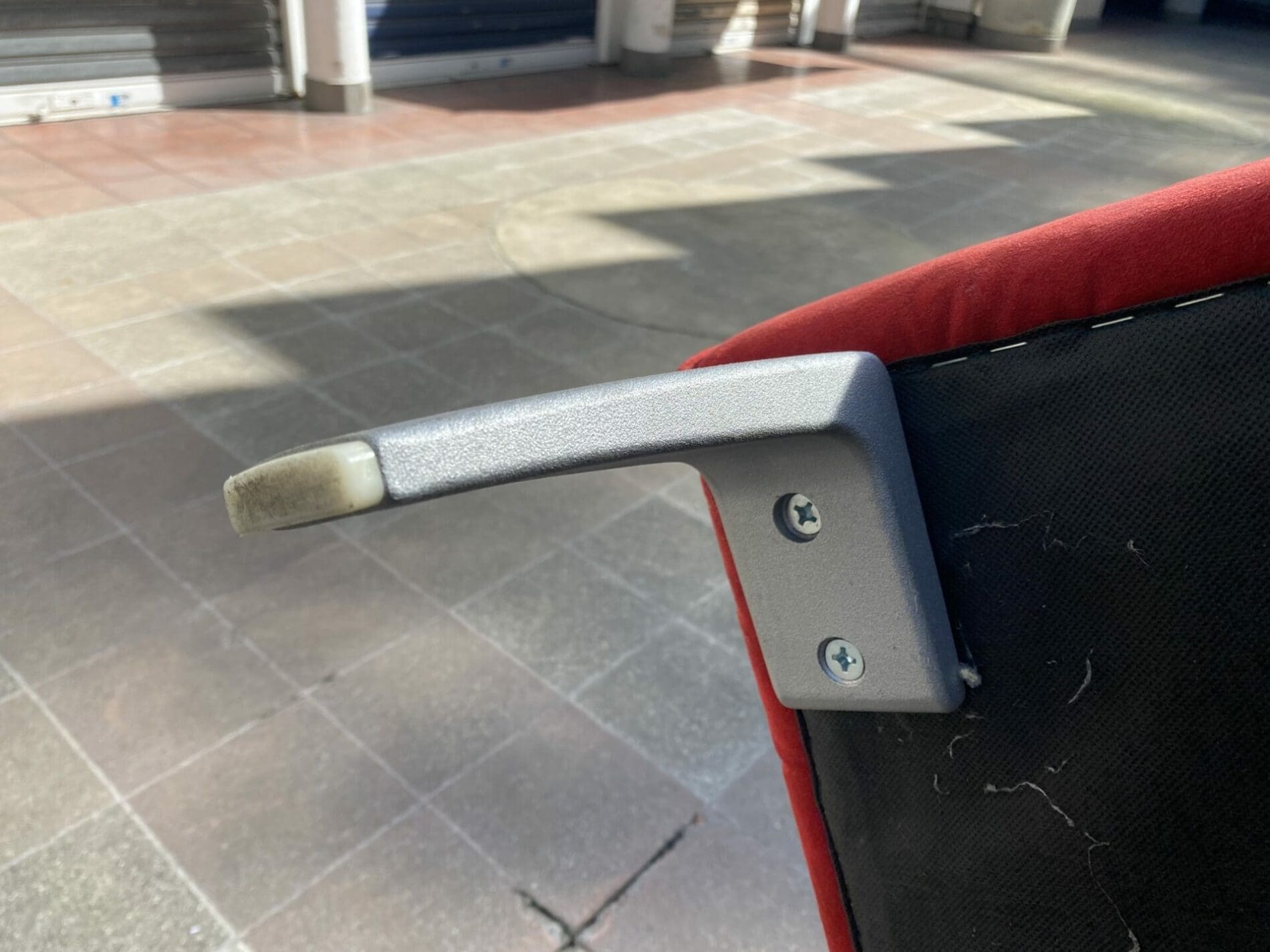 Banquette repose pieds