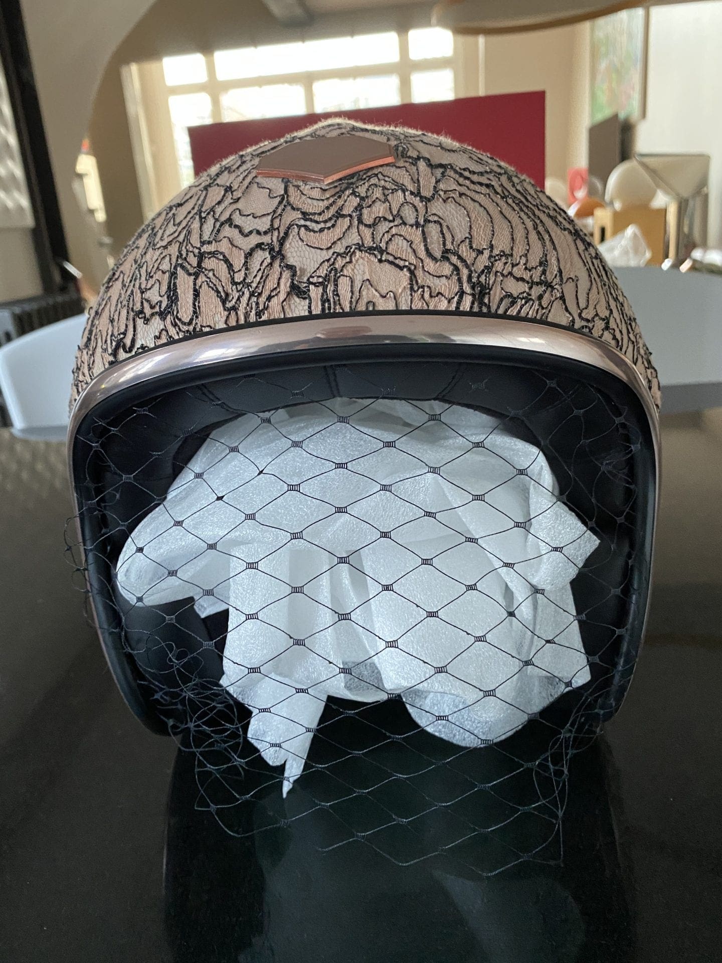 Casque Ruby pour Christian Dior – Pièce de collection (circa 2010)