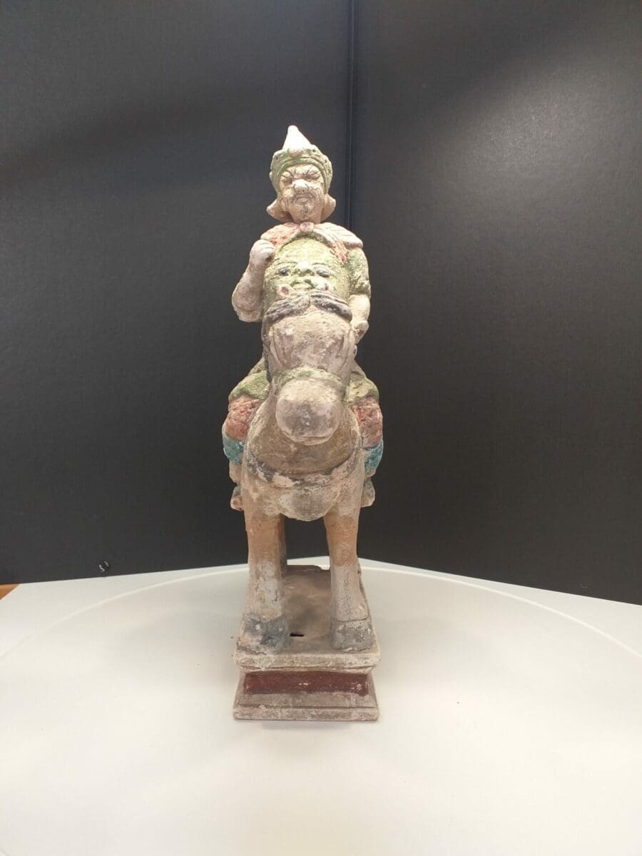 Cavalier – Terre cuite polychrome époque Ming