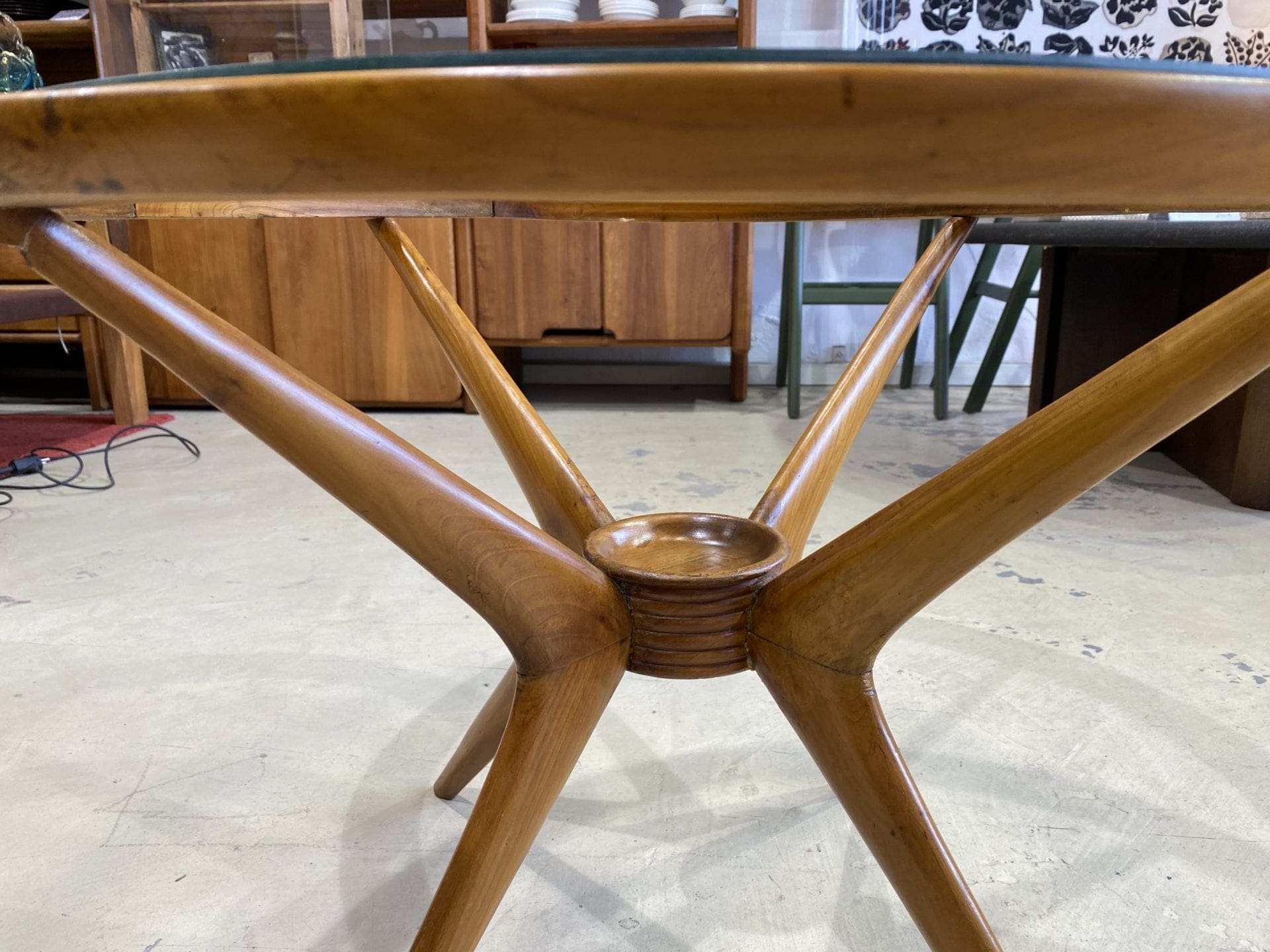 Table Basse Cesare Lacca Palissandre et Verre