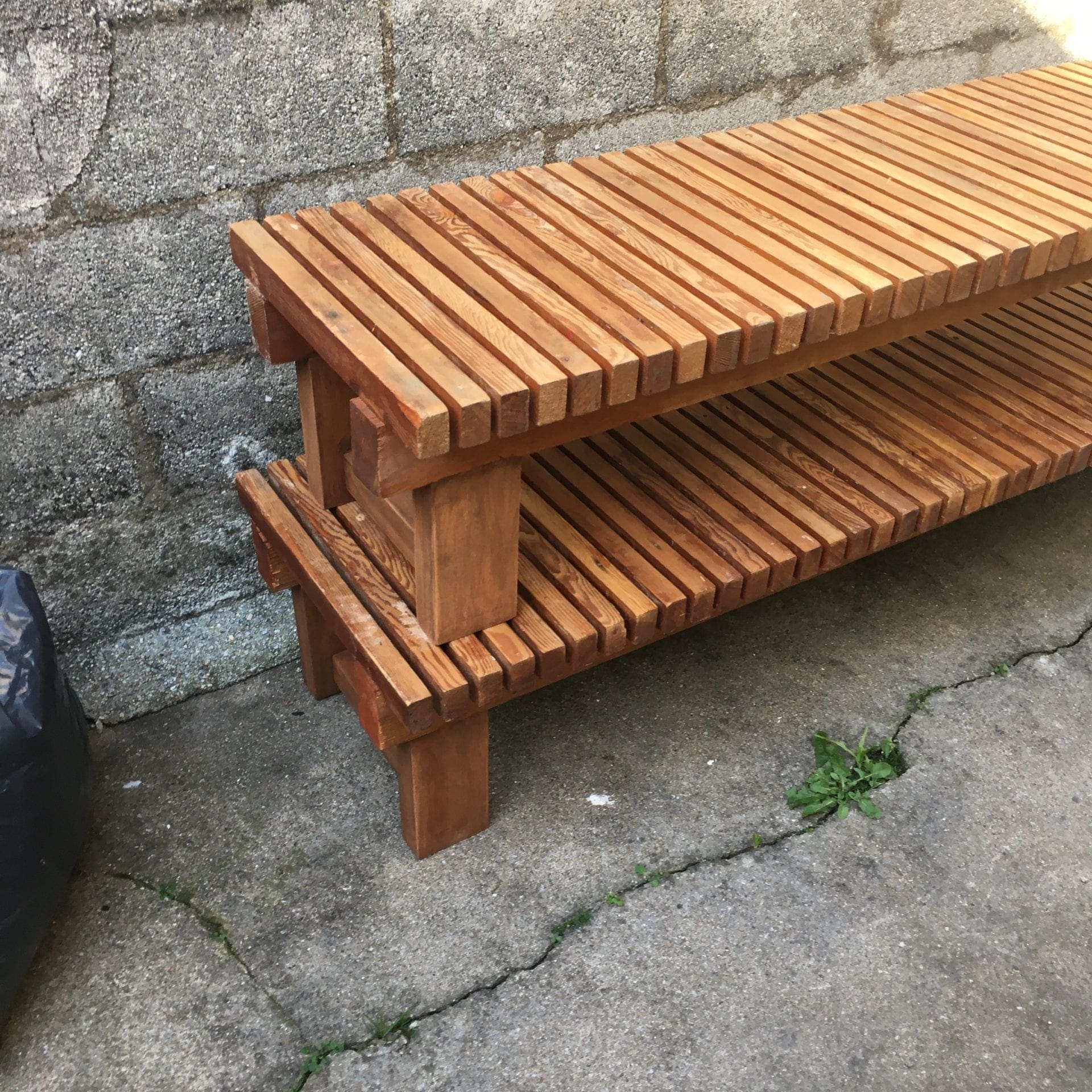 Charlotte Perriand – Banquette caillebotis