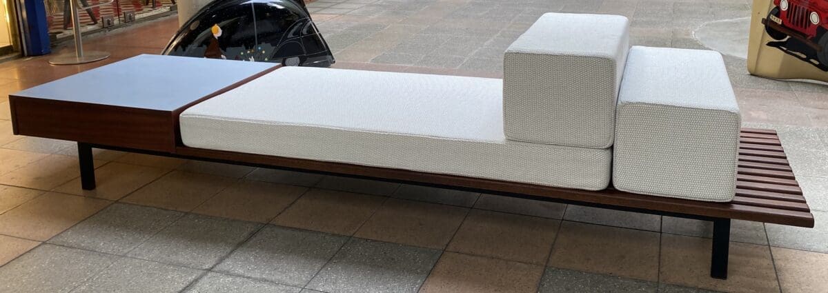Charlotte Perriand – Banquette de repos – Cansado – Occasion