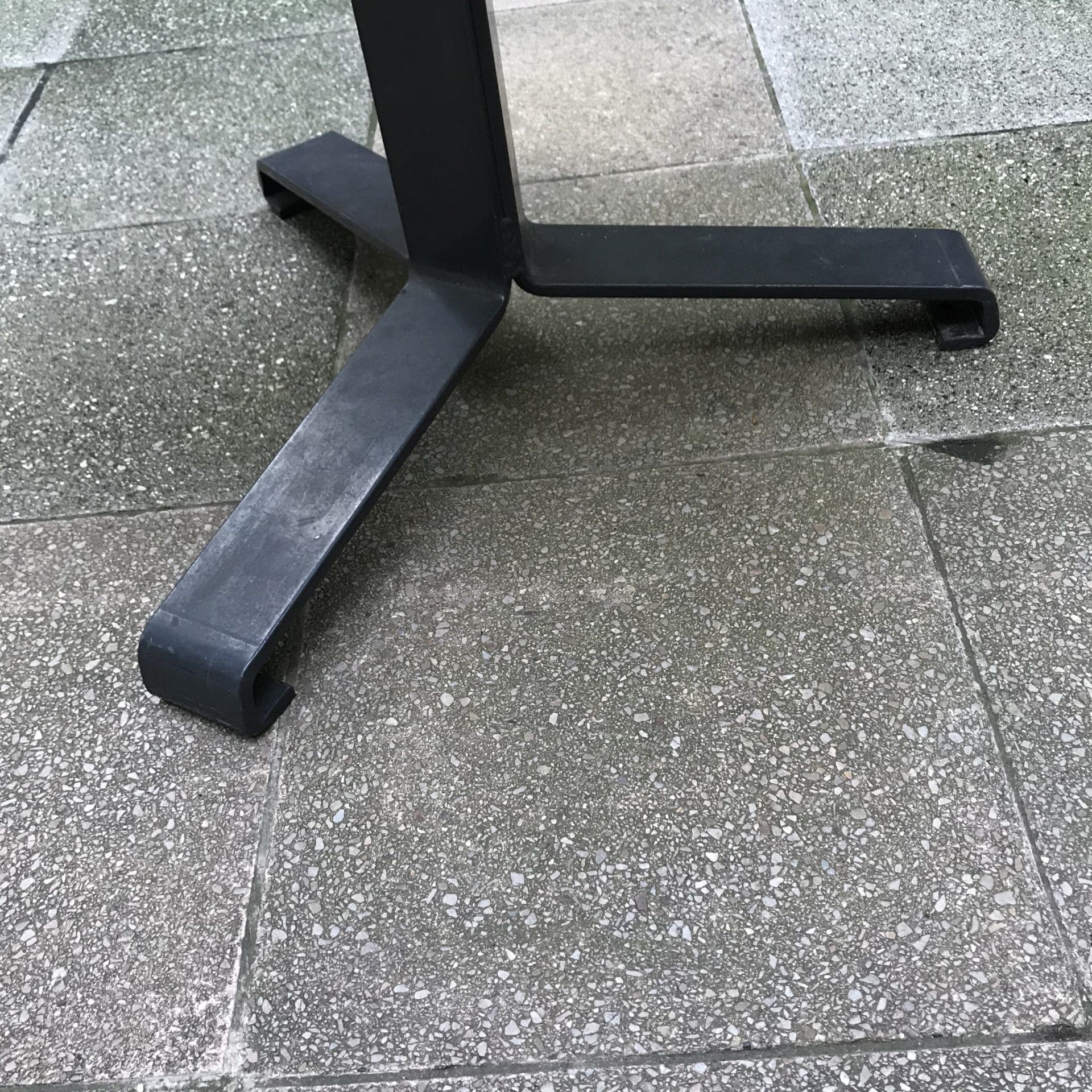 Charlotte Perriand – Console / Sellette