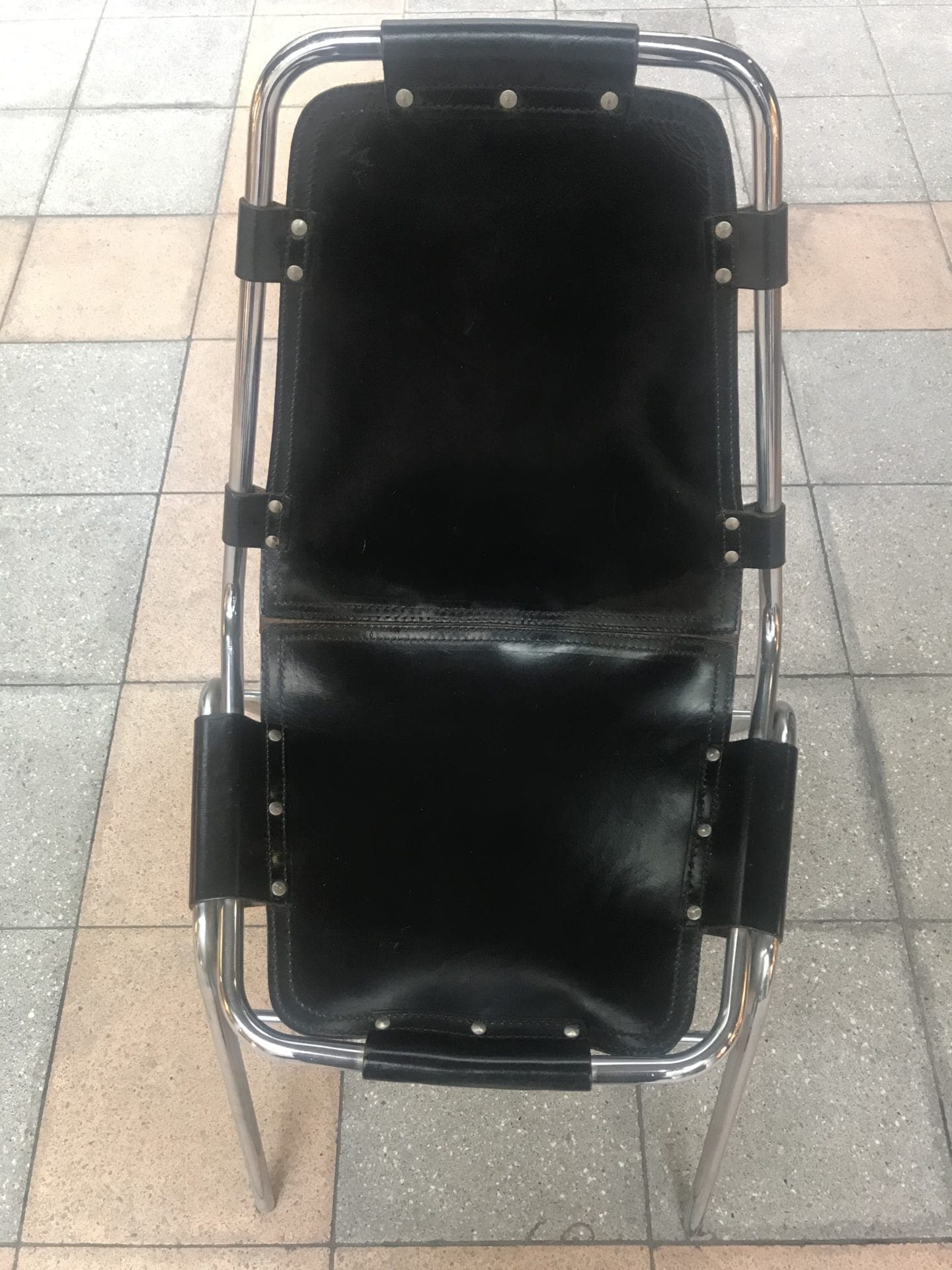 Charlotte Perriand – Paire de chaises – Les Arcs