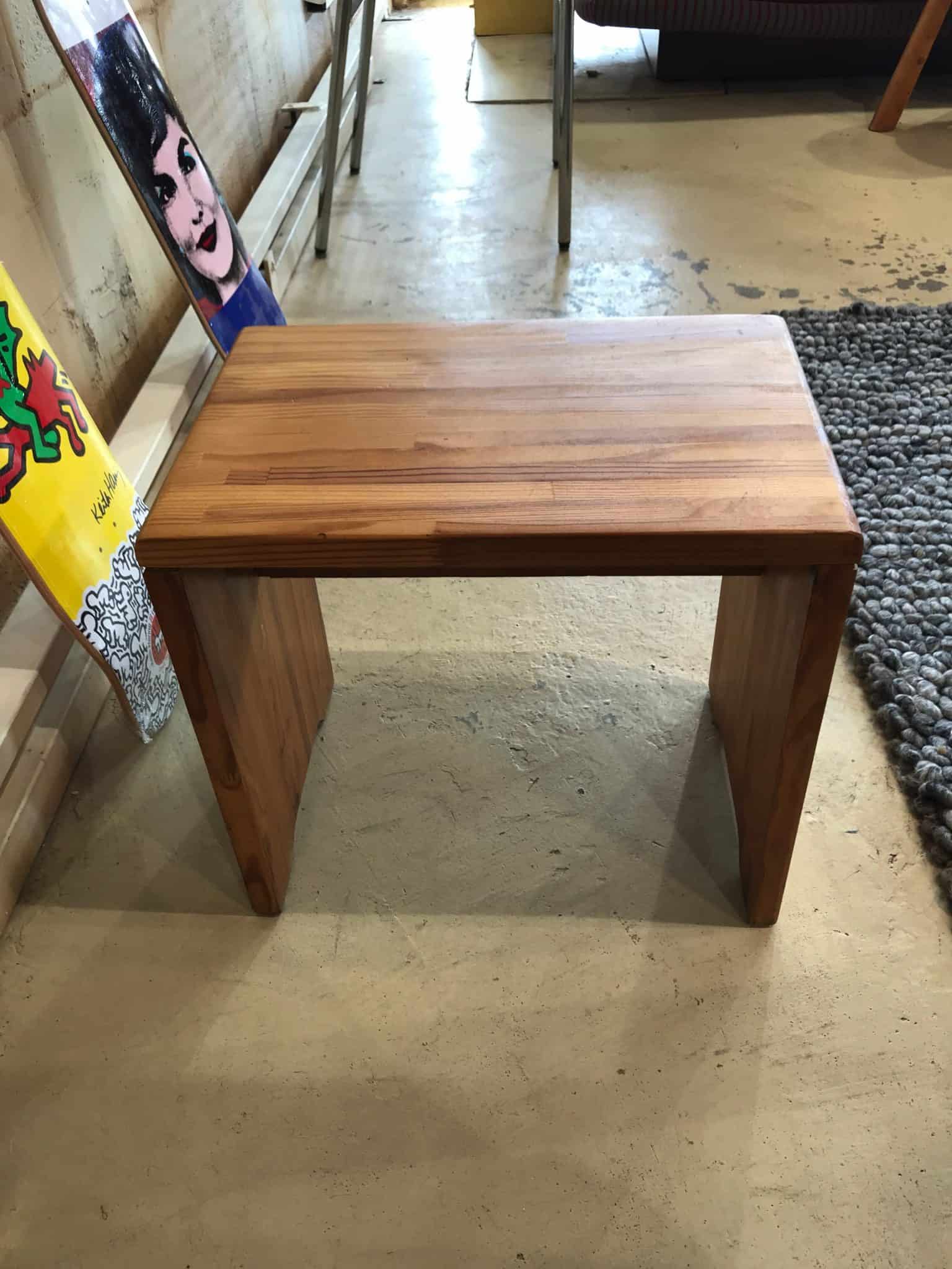 Charlotte Perriand – Petit banc S14  » Les Arcs « 