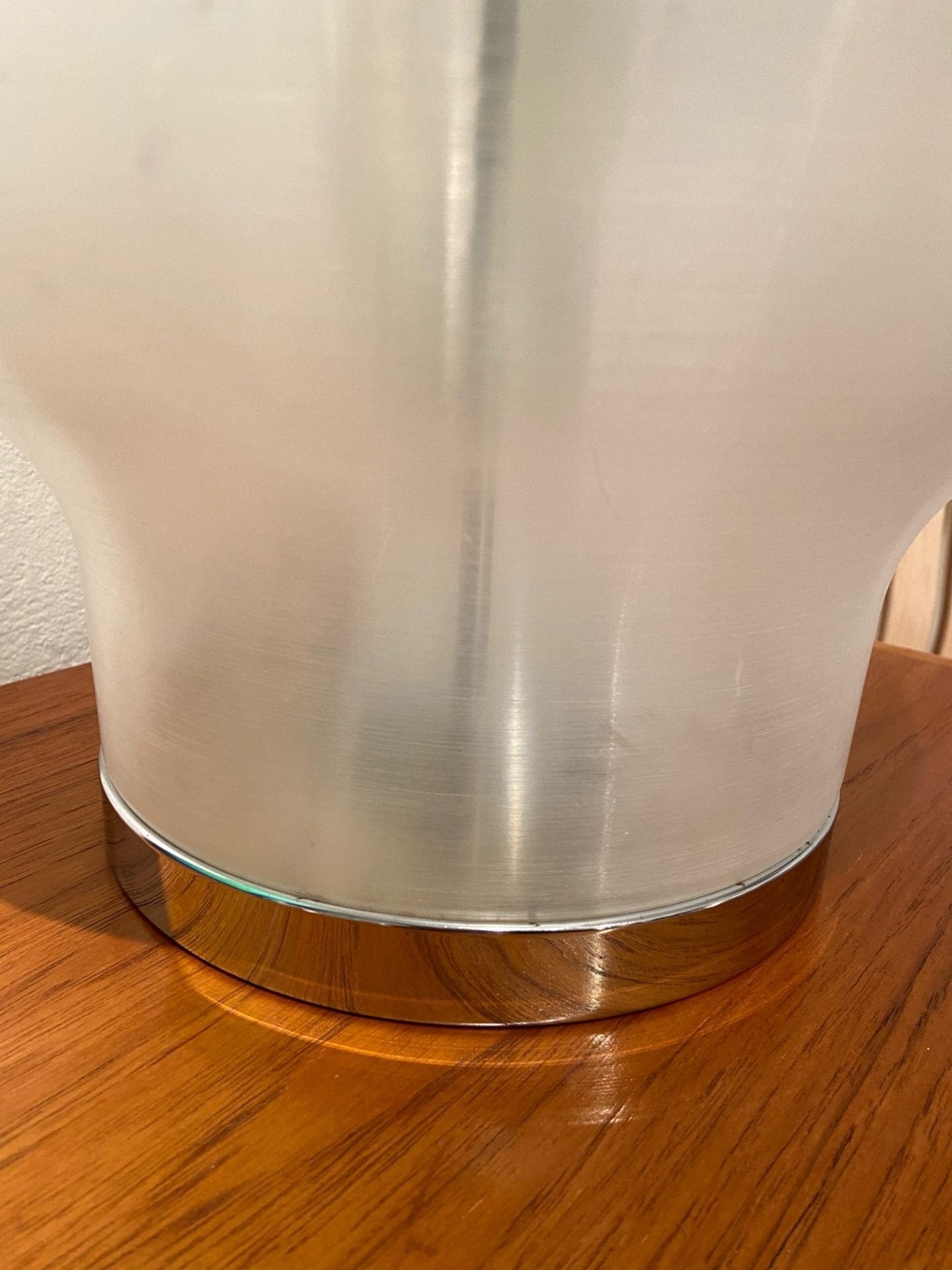 Lampe de table moderniste Elio Martinelli circa 1969