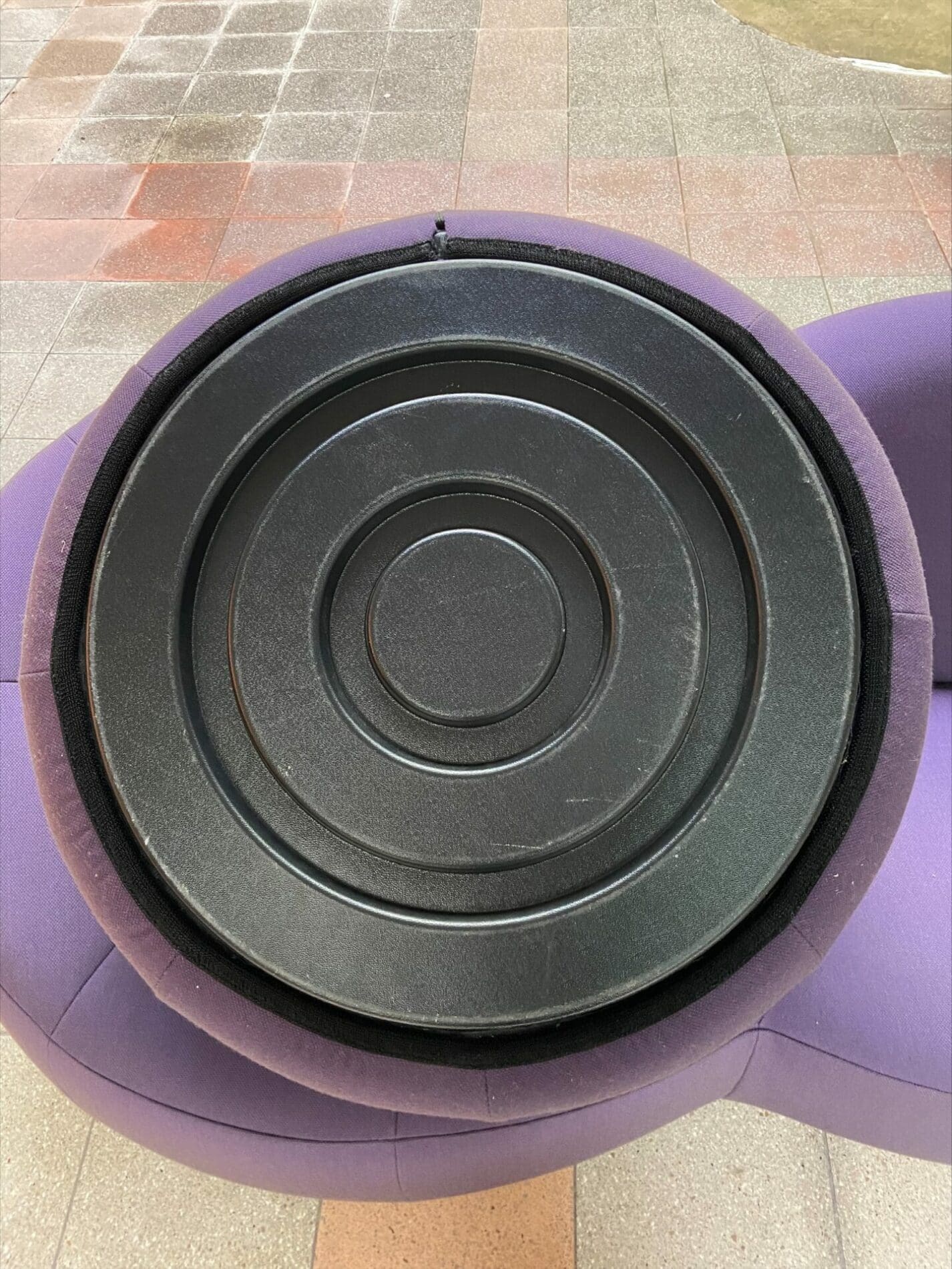 Ensemble Pumpkin par Pierre Paulin en tissu violet, édition Ligne Roset (2008)