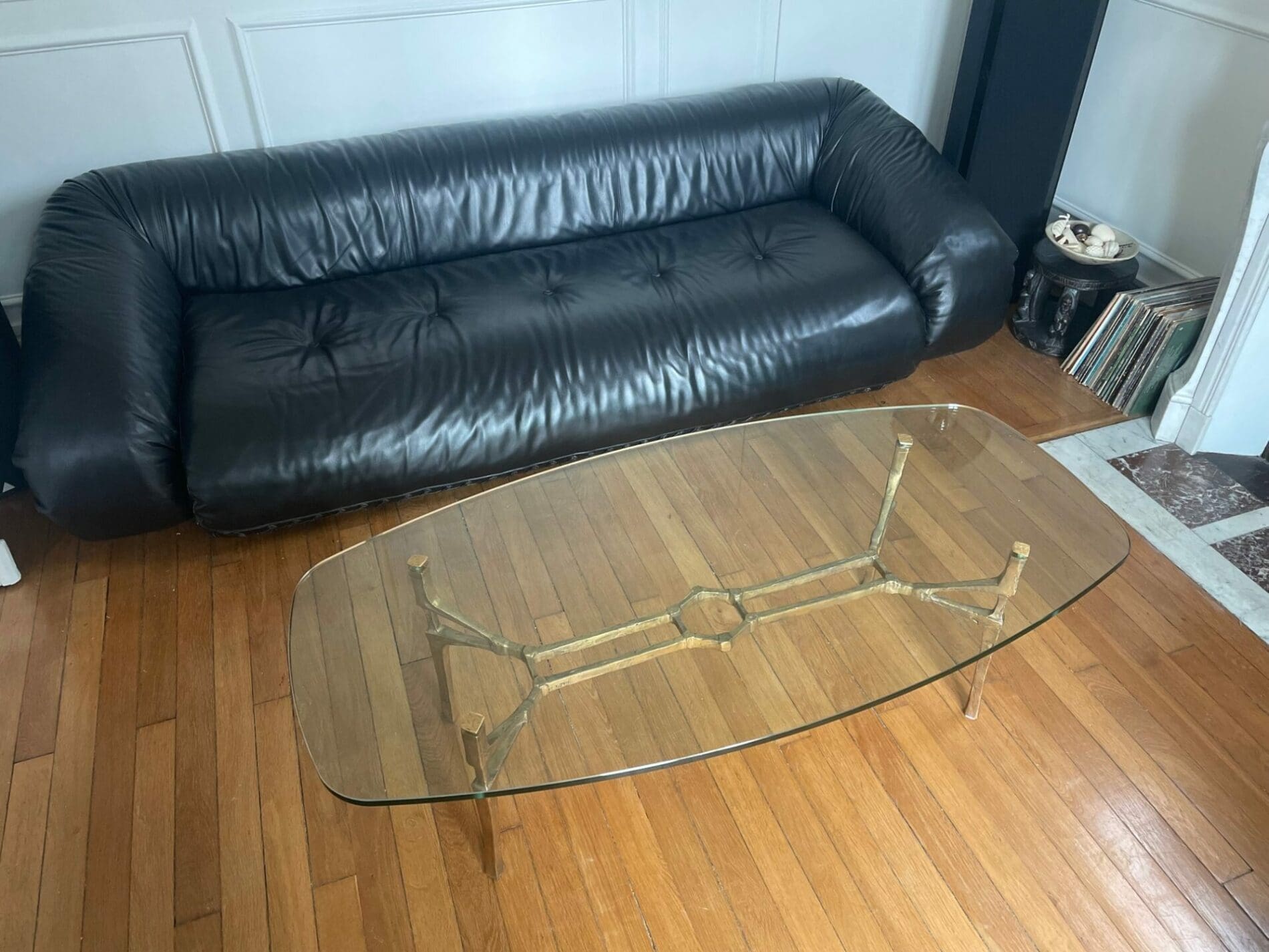 Félix Agostini – table basse originale « Quadrige » en bronze doré