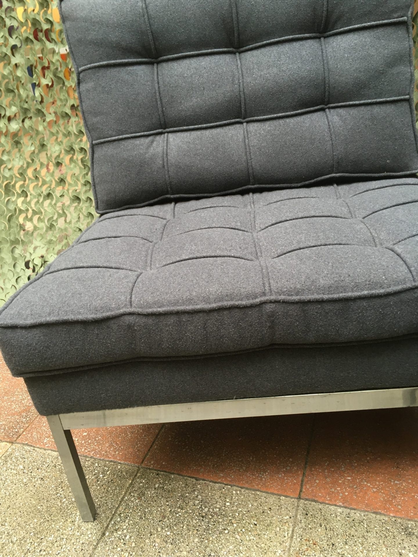 Florence Knoll – Paire de chauffeuses modèle 65, Knoll International