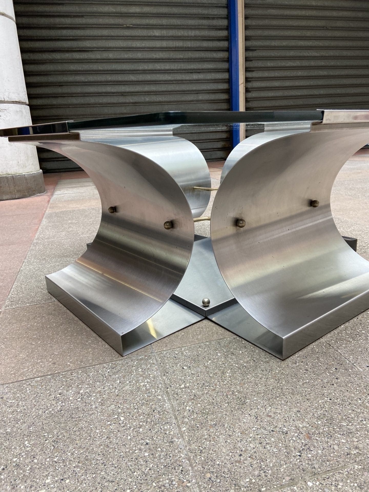 François Monnet pour Kappa – Table Basse en Acier et Verre