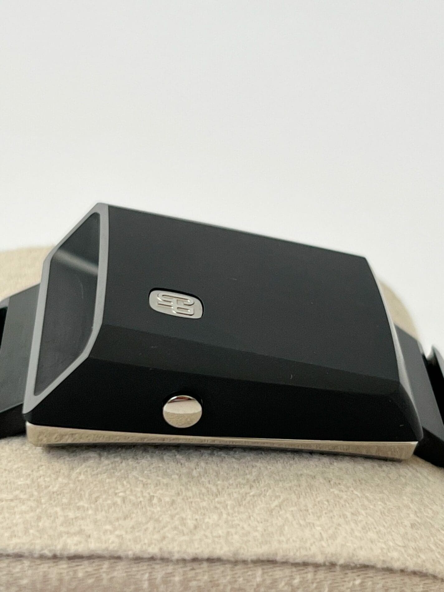 Montre 9931 – Girard Perregaux Casquette 2.O