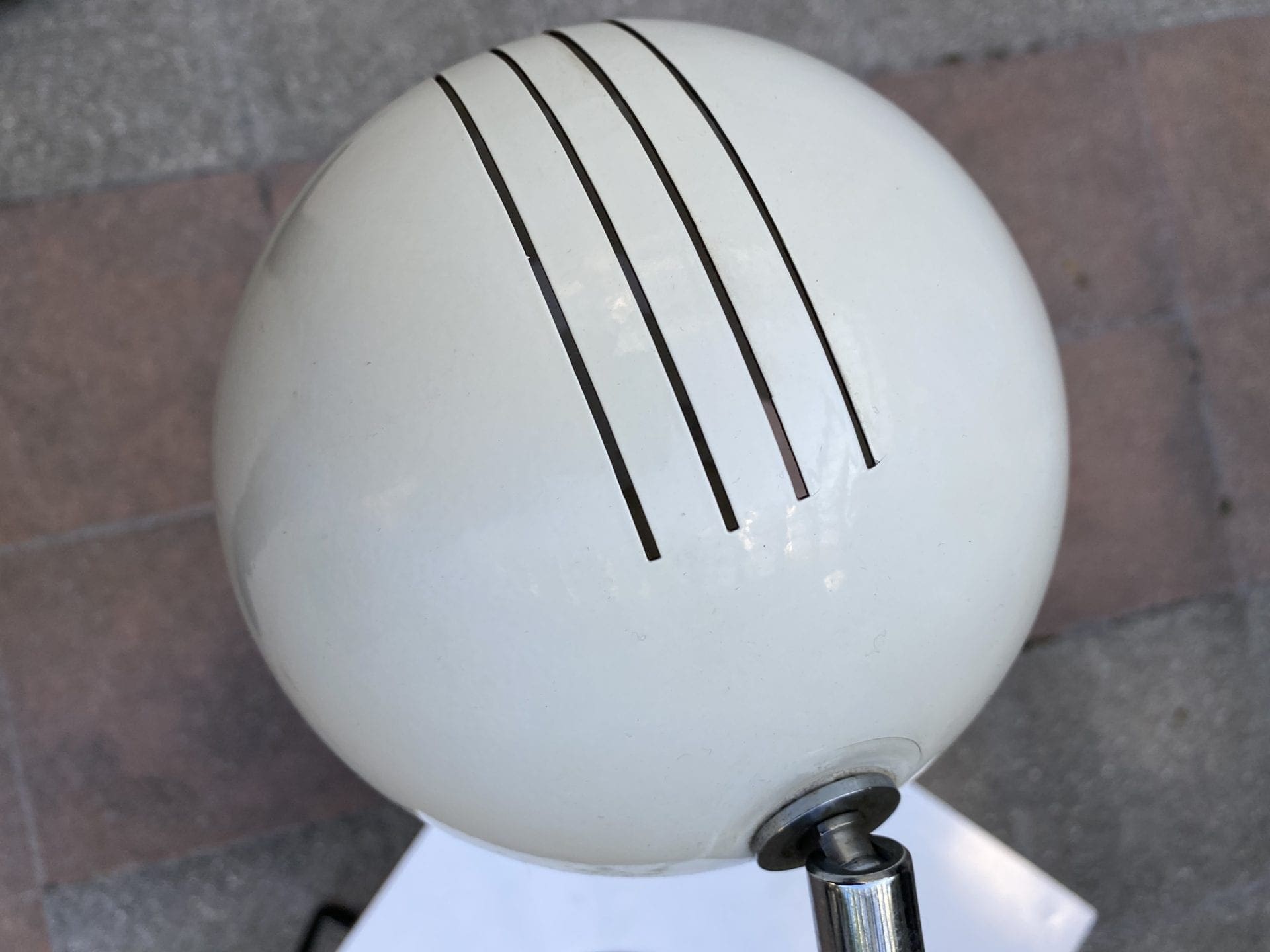 Joe Colombo – Lampe de Table blanche (1974)