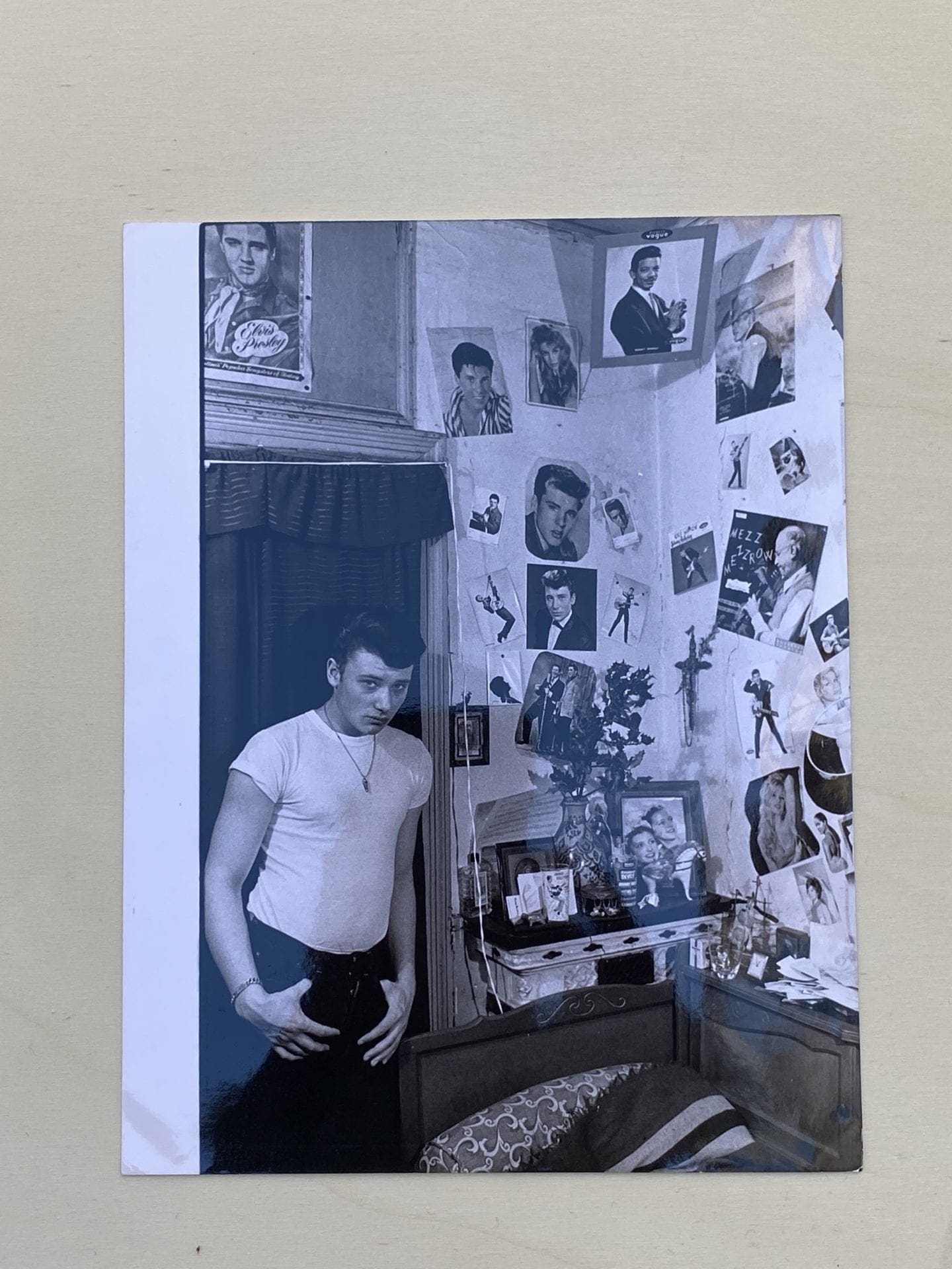 Photographie de Johnny Hallyday – Dans sa chambre, 1961