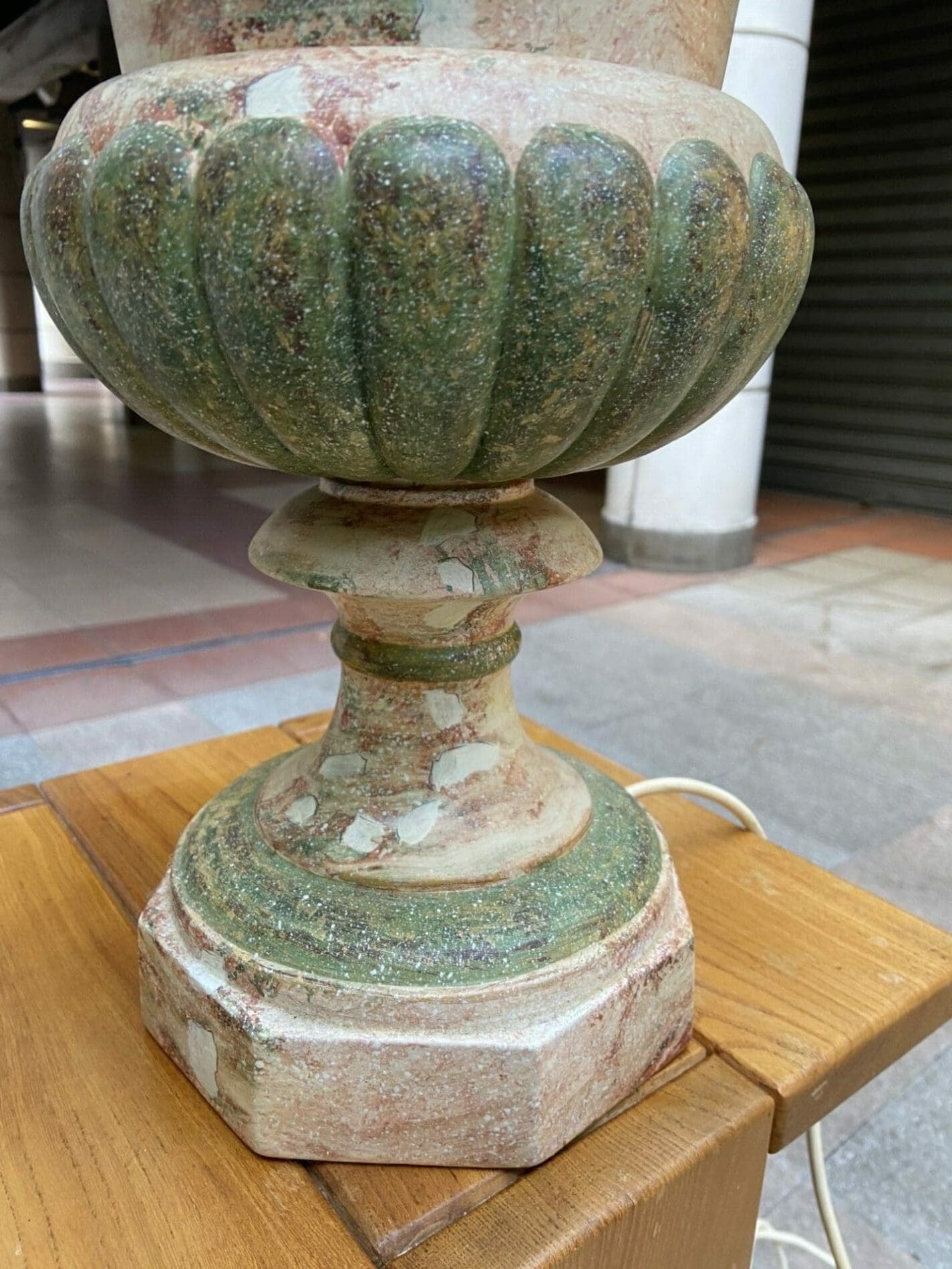 Lampe céramique peinte à main, circa 1990