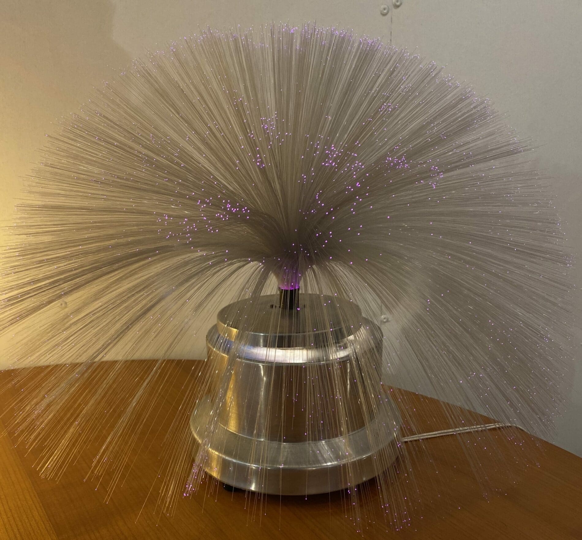 Lampe en fibre de verre optique multi couleurs 70 – occasion