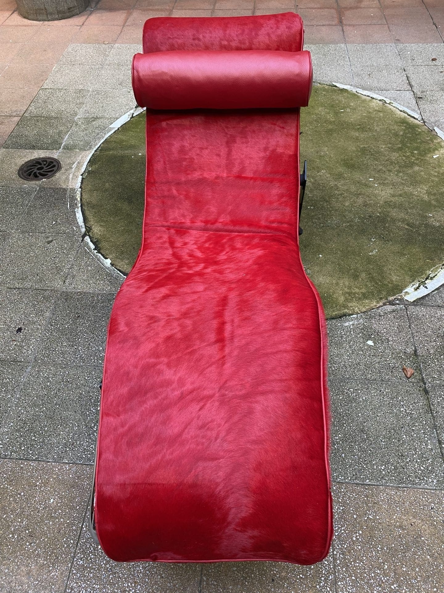 Le Corbusier – Charlotte Perriand – LC4 Rouge