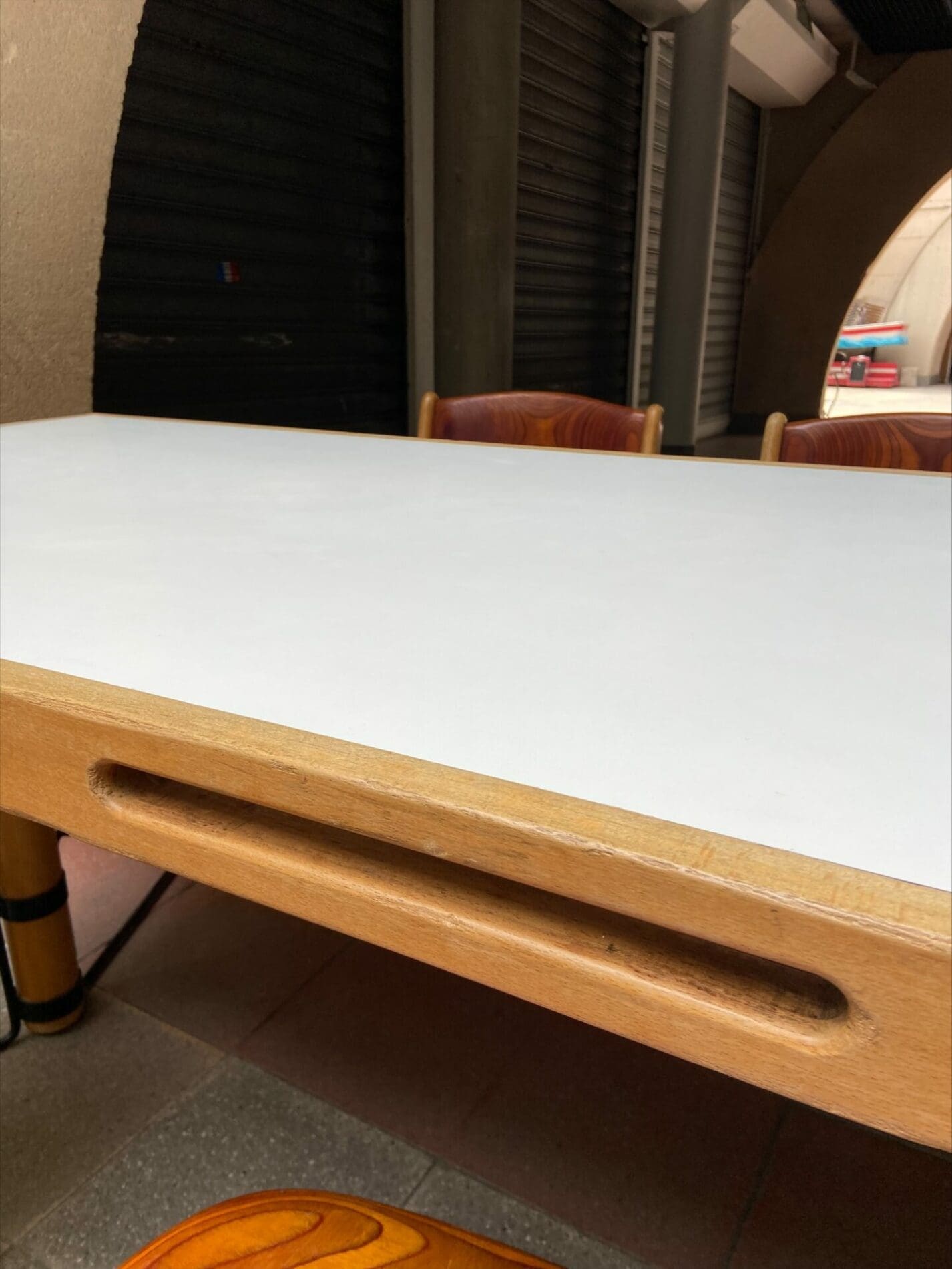 Marc Held – Ensemble table et 6 chaises