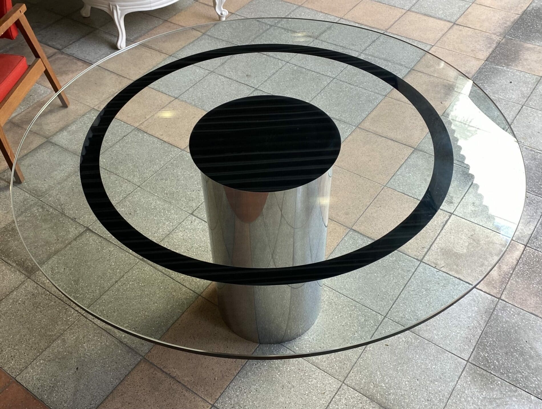 Table basse chromée et verre, circa 1990