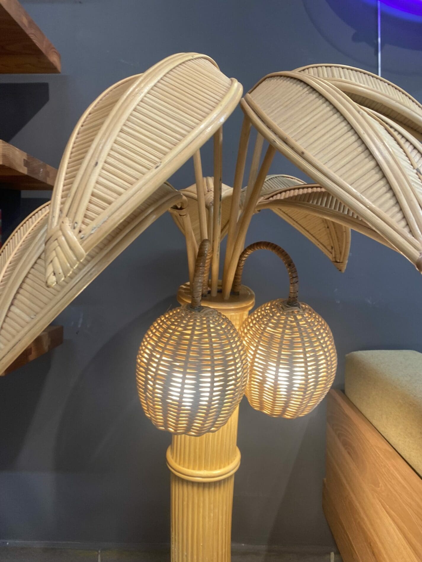 Mario Lopez Torres – Lampe de parquet Palmier en bambou – Occasion