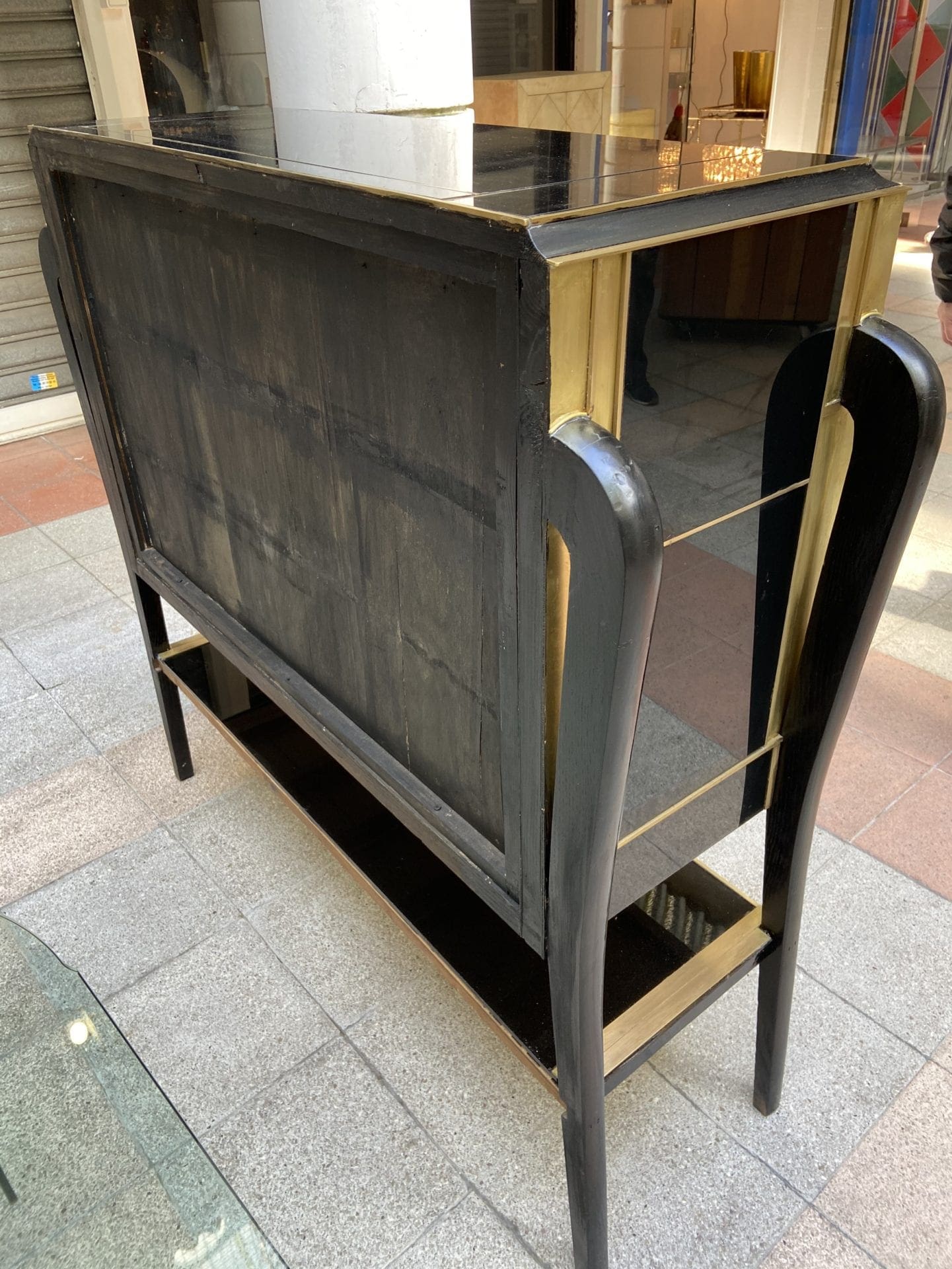 Meuble Bar vintage noir, verre et laiton, années 1950-60