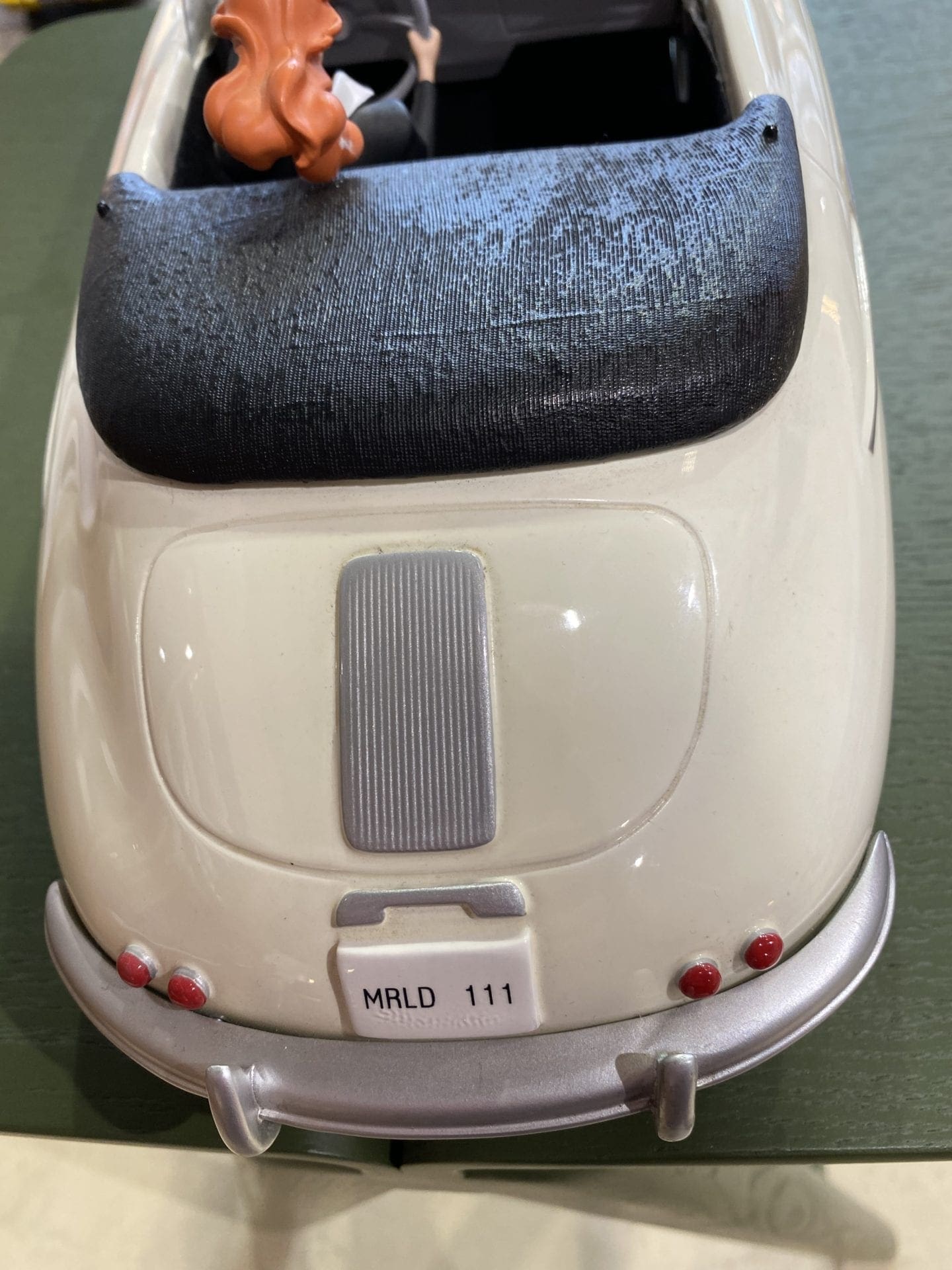 Michel Aroutcheff – Porsche 356 – Pin-up Berthet