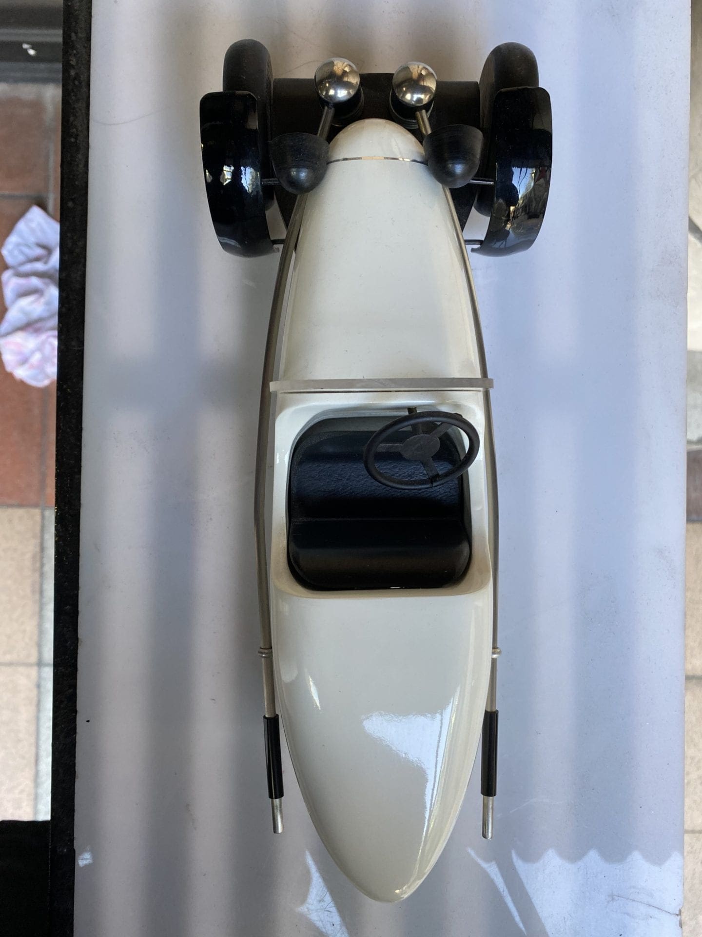 Michel Aroutcheff pour Vilac – Morgan three wheeler