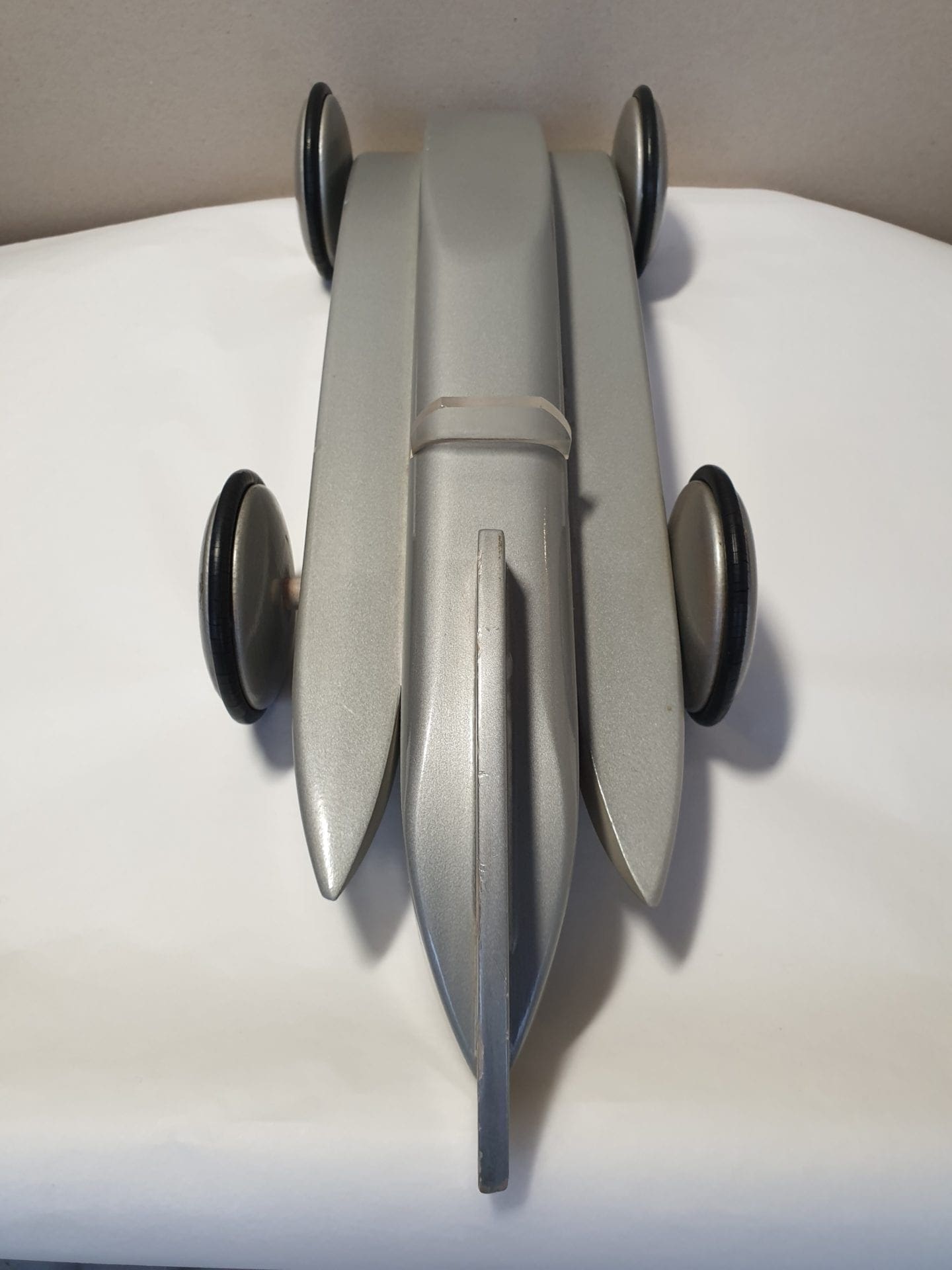 Michel Aroutcheff pour Vilac – Voiture Aérodynamique