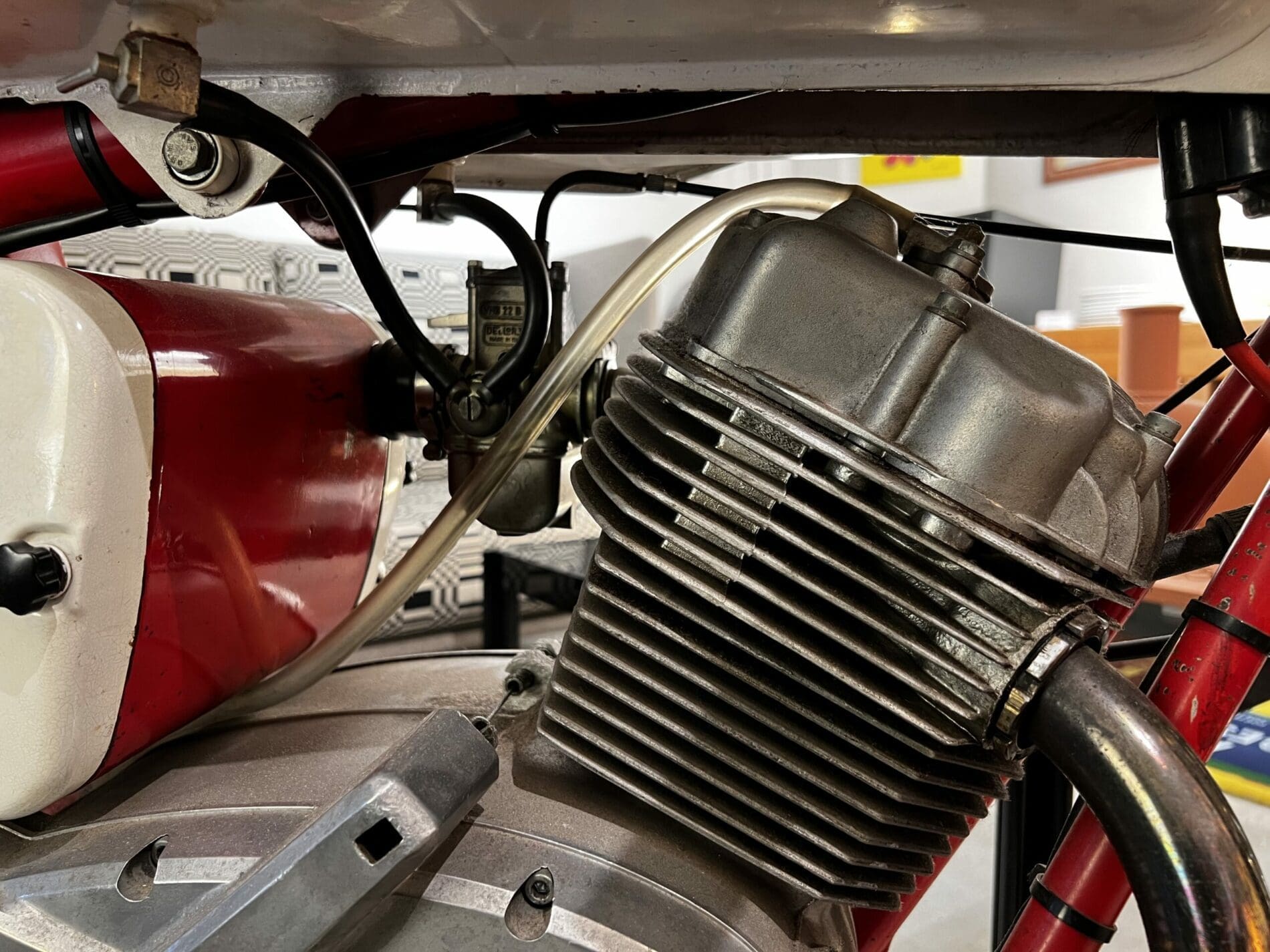 Moto Guzzi  – Stornello 160 blanc Occasion