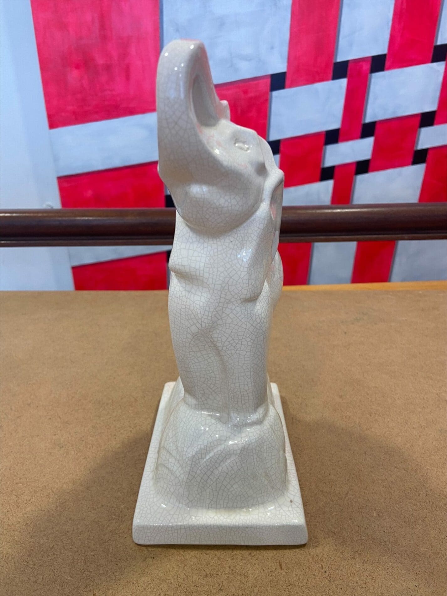 Nagel – Elephant Trompe Levée