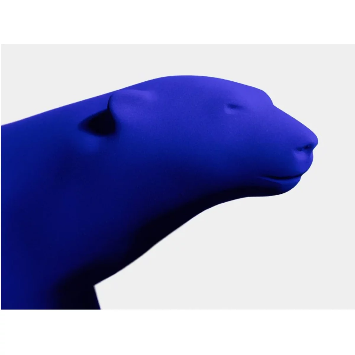 Ours Pompon Klein Édition Limitée – L’icône animalière revisité en bleu Klein