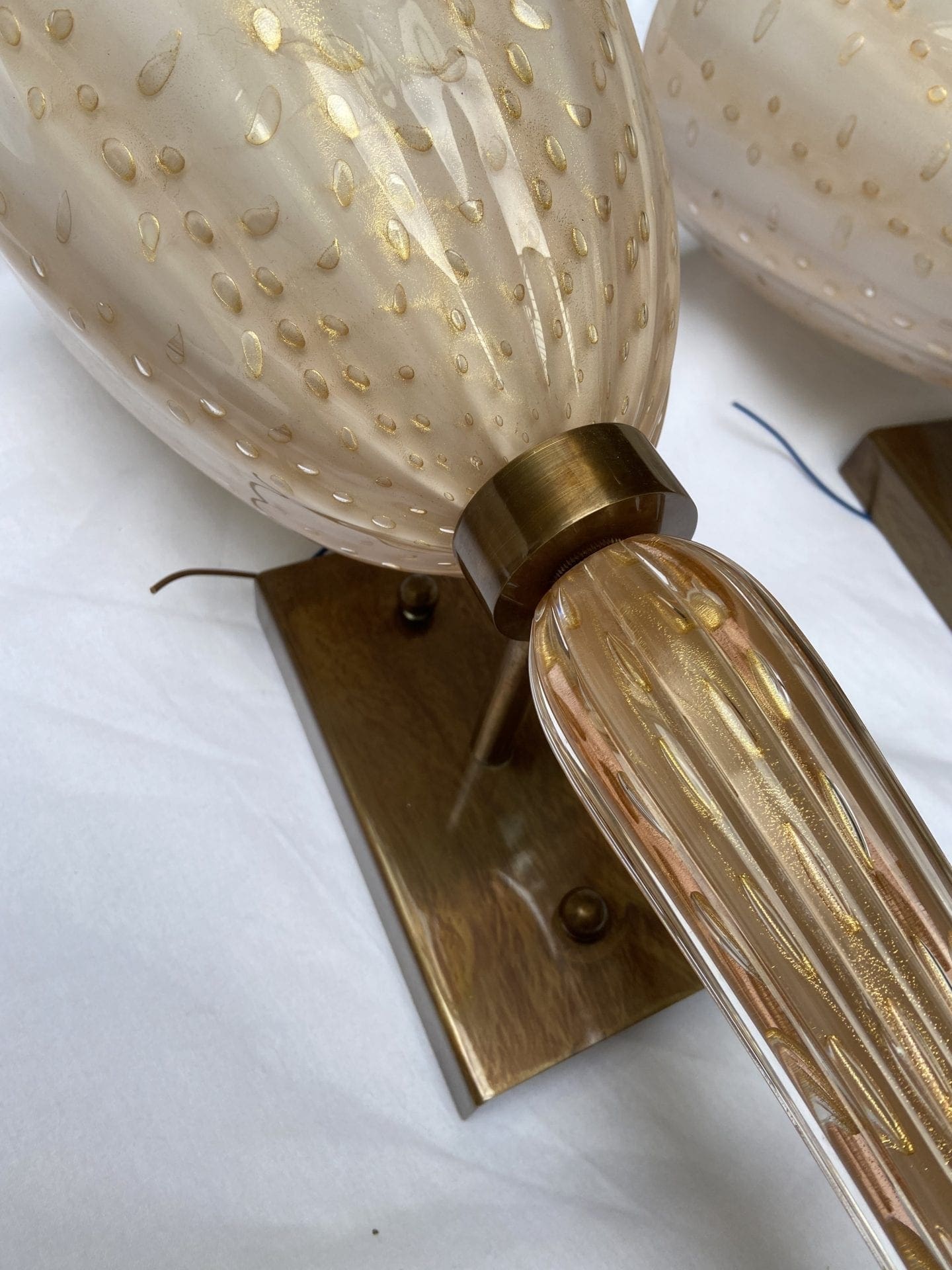 Paire d&rsquo;appliques flambeaux en verre de Murano