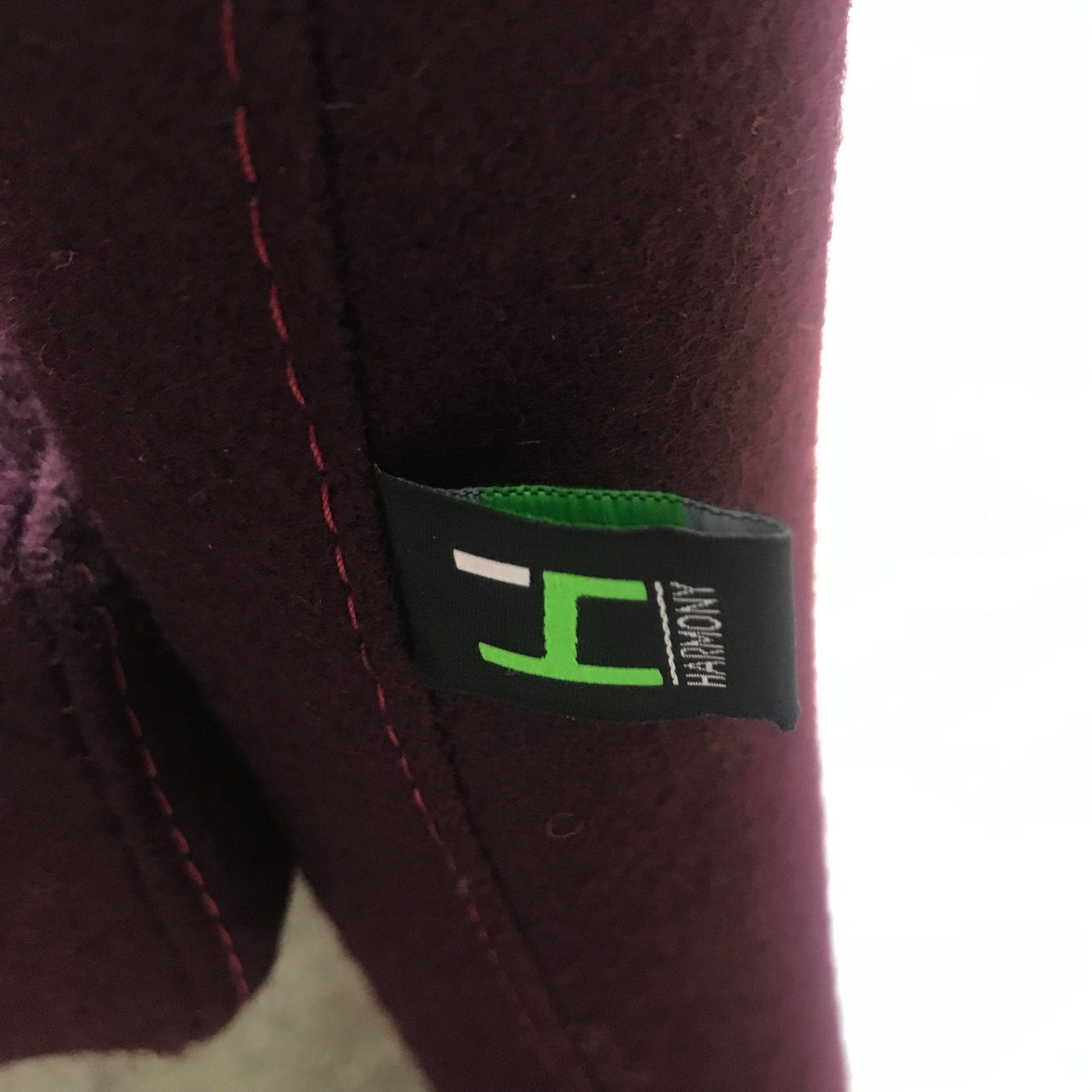 Paire de chauffeuses par Harmonie bordeaux