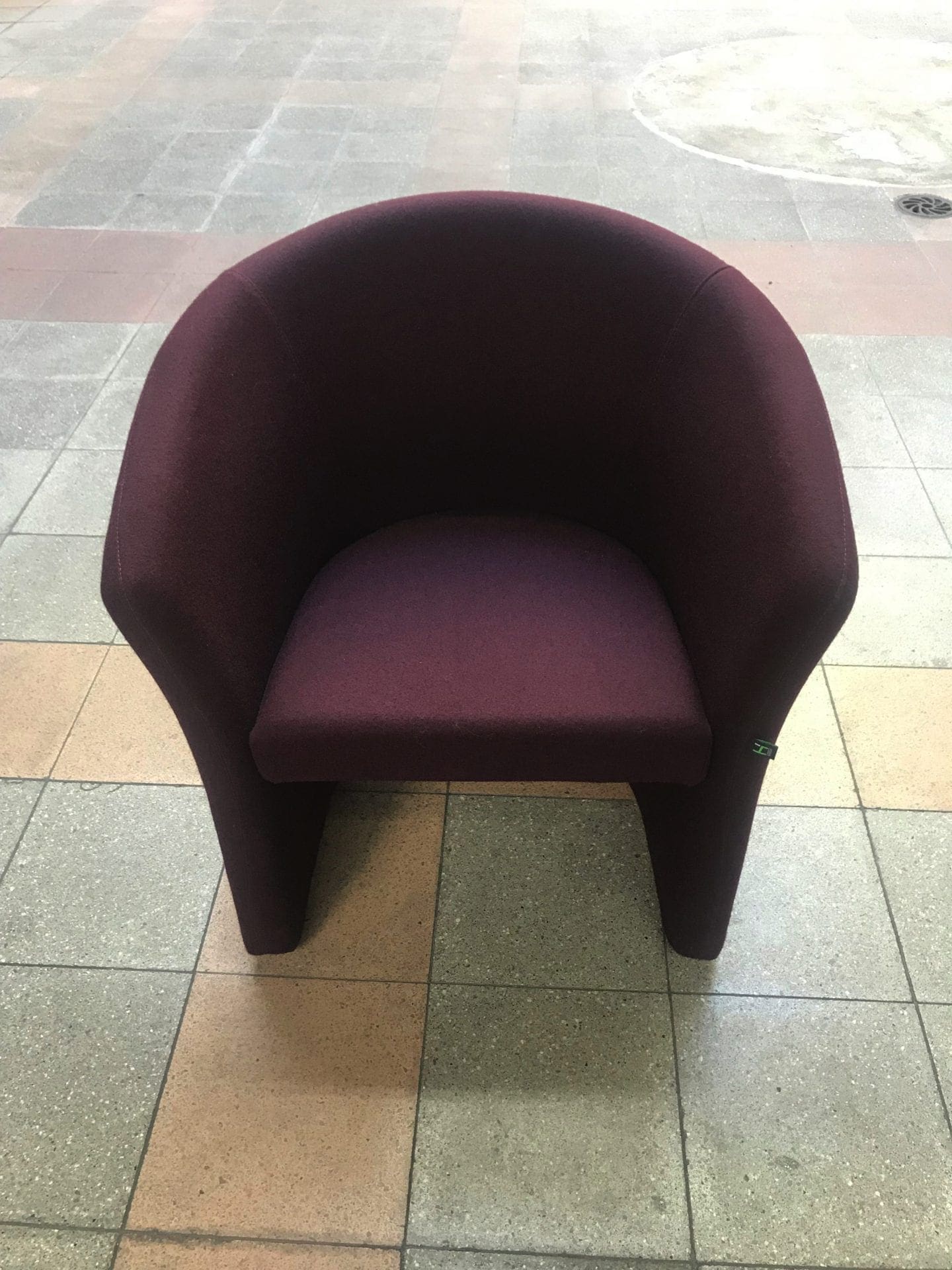 Paire de chauffeuses par Harmonie bordeaux