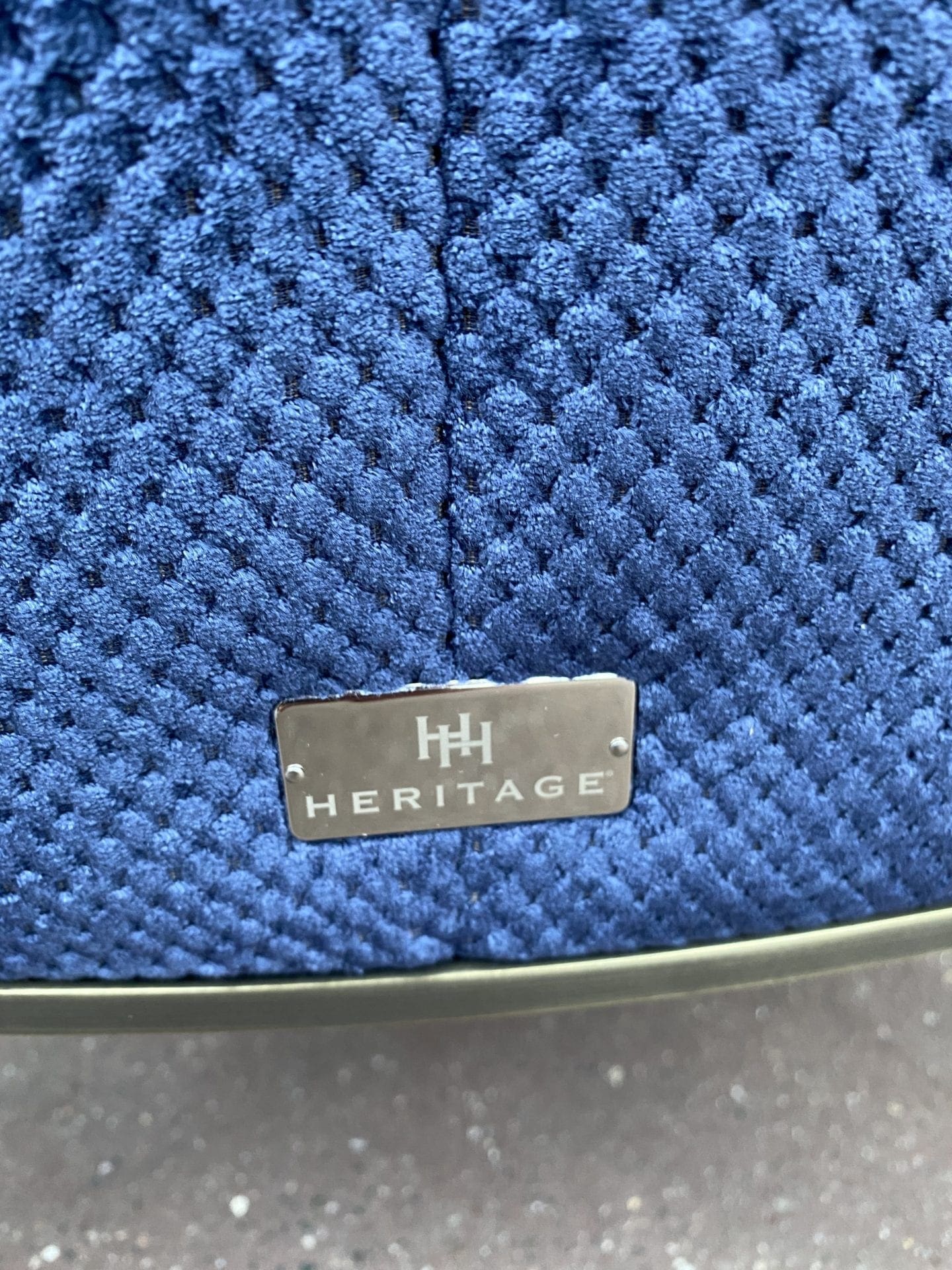 Paire de fauteuils/ chauffeuses – Héritage