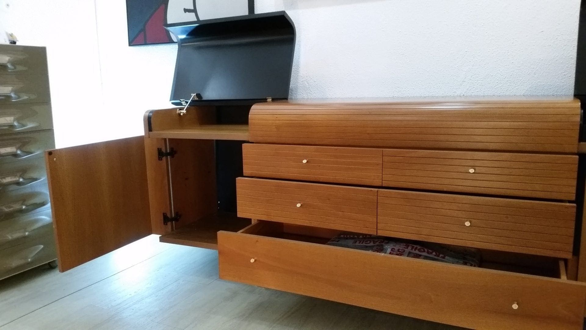 Pierre CARDIN – Buffet vintage en bois lacqué noir et teck – circa 1980