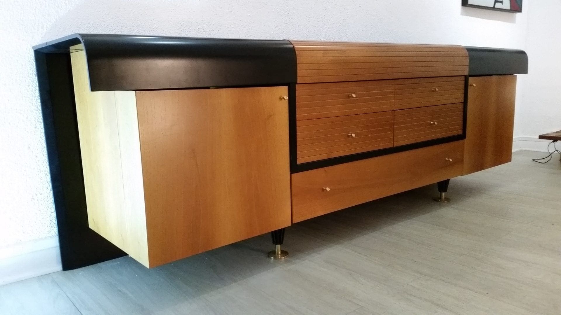 Pierre CARDIN – Buffet vintage en bois lacqué noir et teck – circa 1980