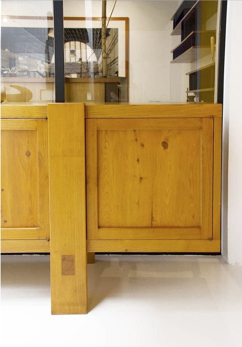 Pierre Chapo — Buffet enfilade R16 en orme massif, quatre portes