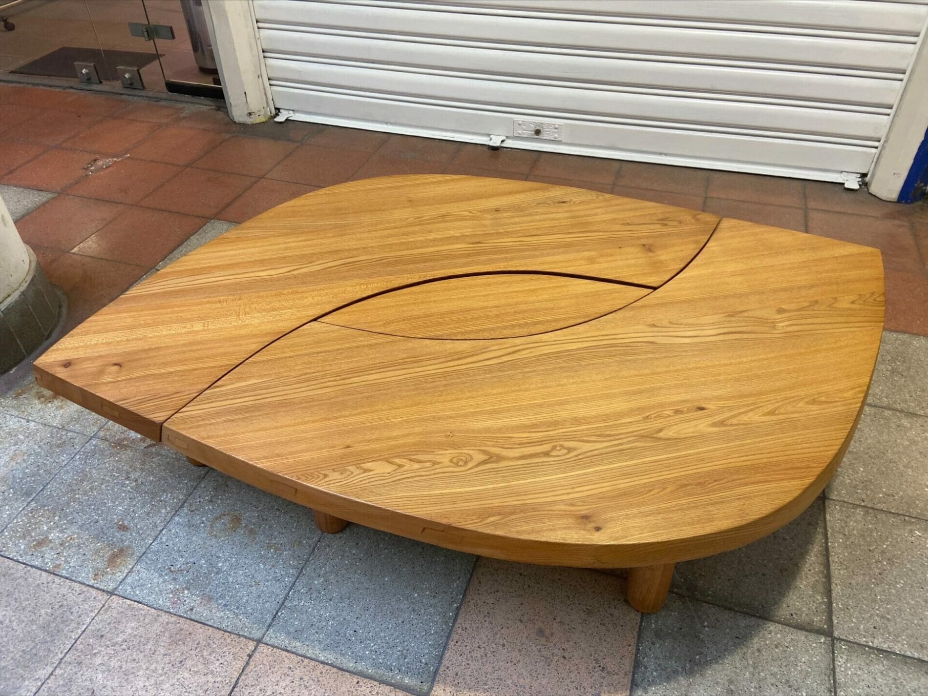 Pierre Chapo – Table Œil T22