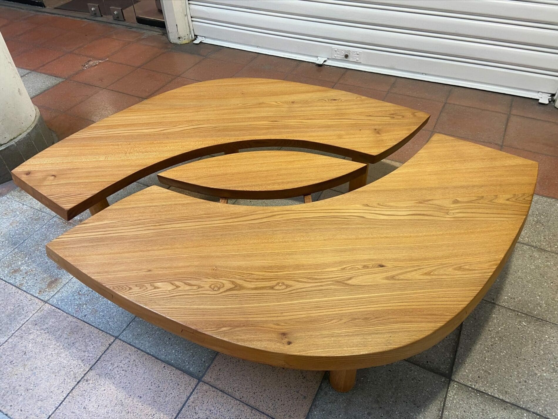 Pierre Chapo – Table Œil T22