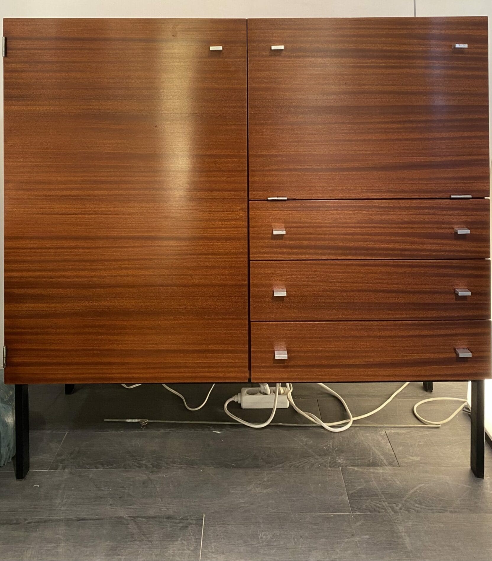 Pierre Guariche – Enfilade haute/secrétaire   Occasion