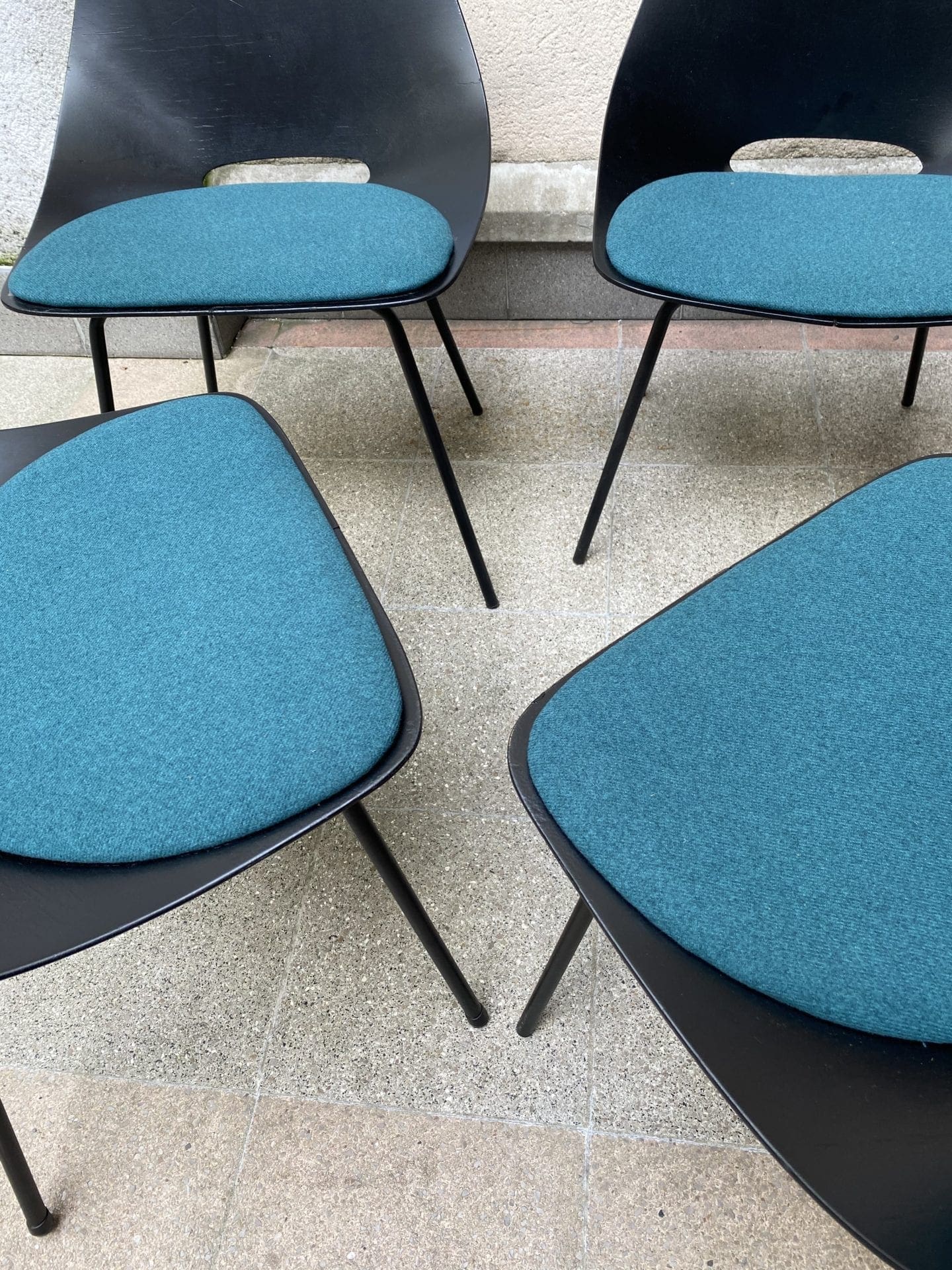 Pierre Guariche – Série de 4 chaises Tonneau
