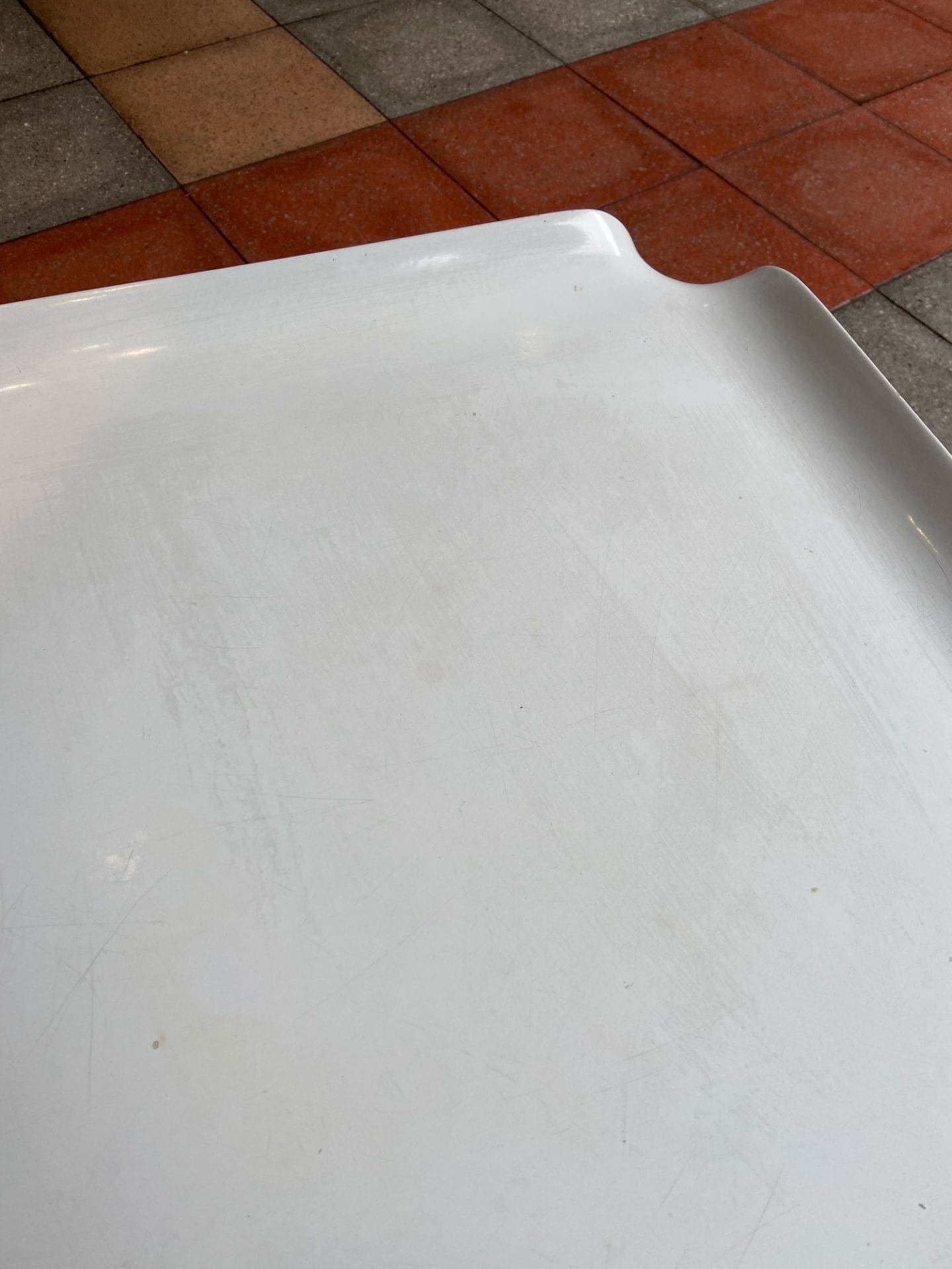 Pierre Paulin – Table basse modèle 877